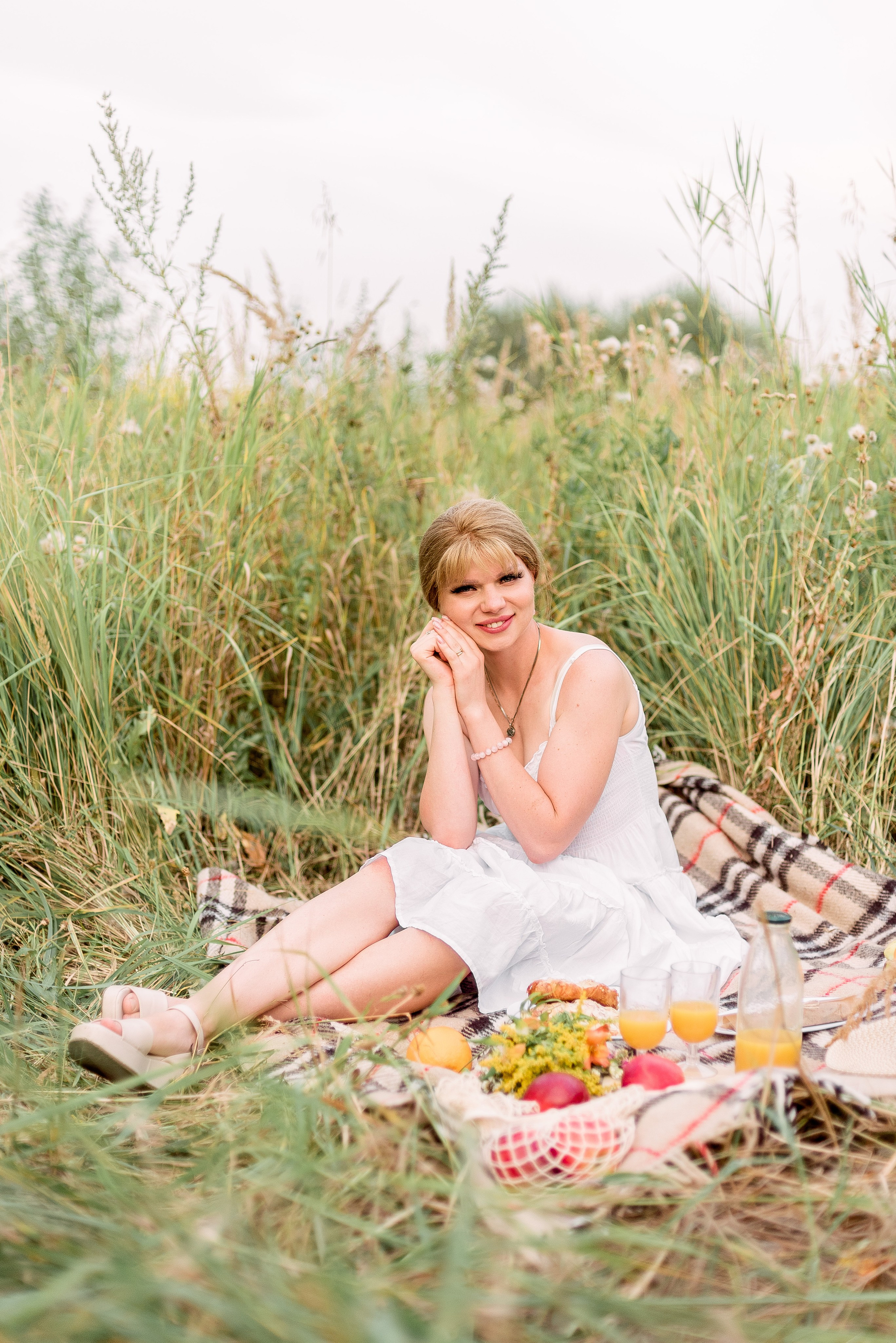 В поле. Фотограф Юлия Попова