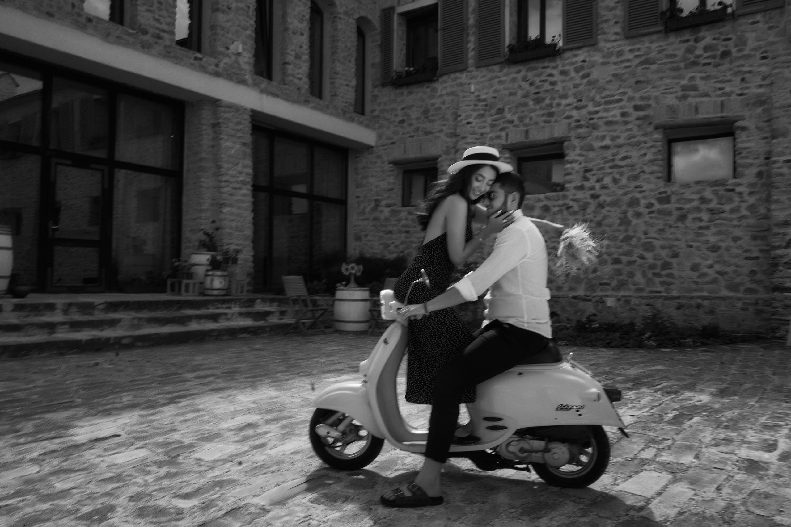 Love Story в Шато Андре. ТВИНС СТУДИО — лучшие свадебные фотографы и видеографы в Краснодаре