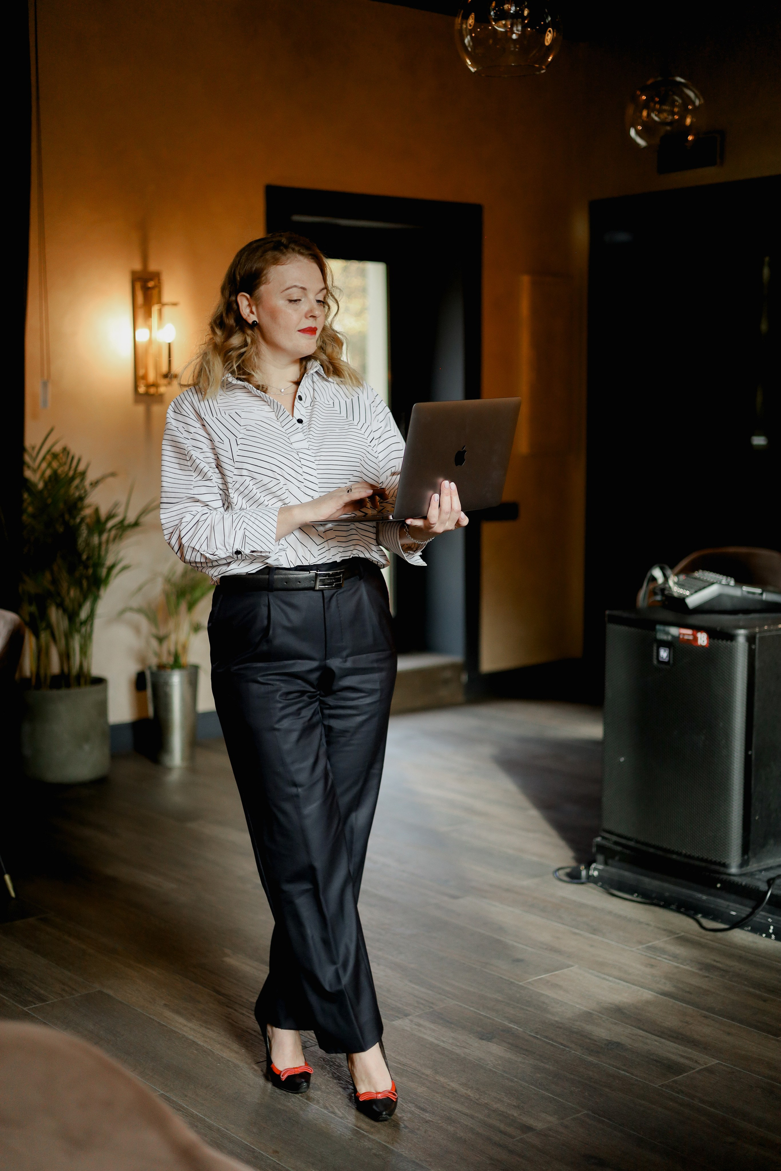 Контент и бизнес. Фотограф Оля Чик