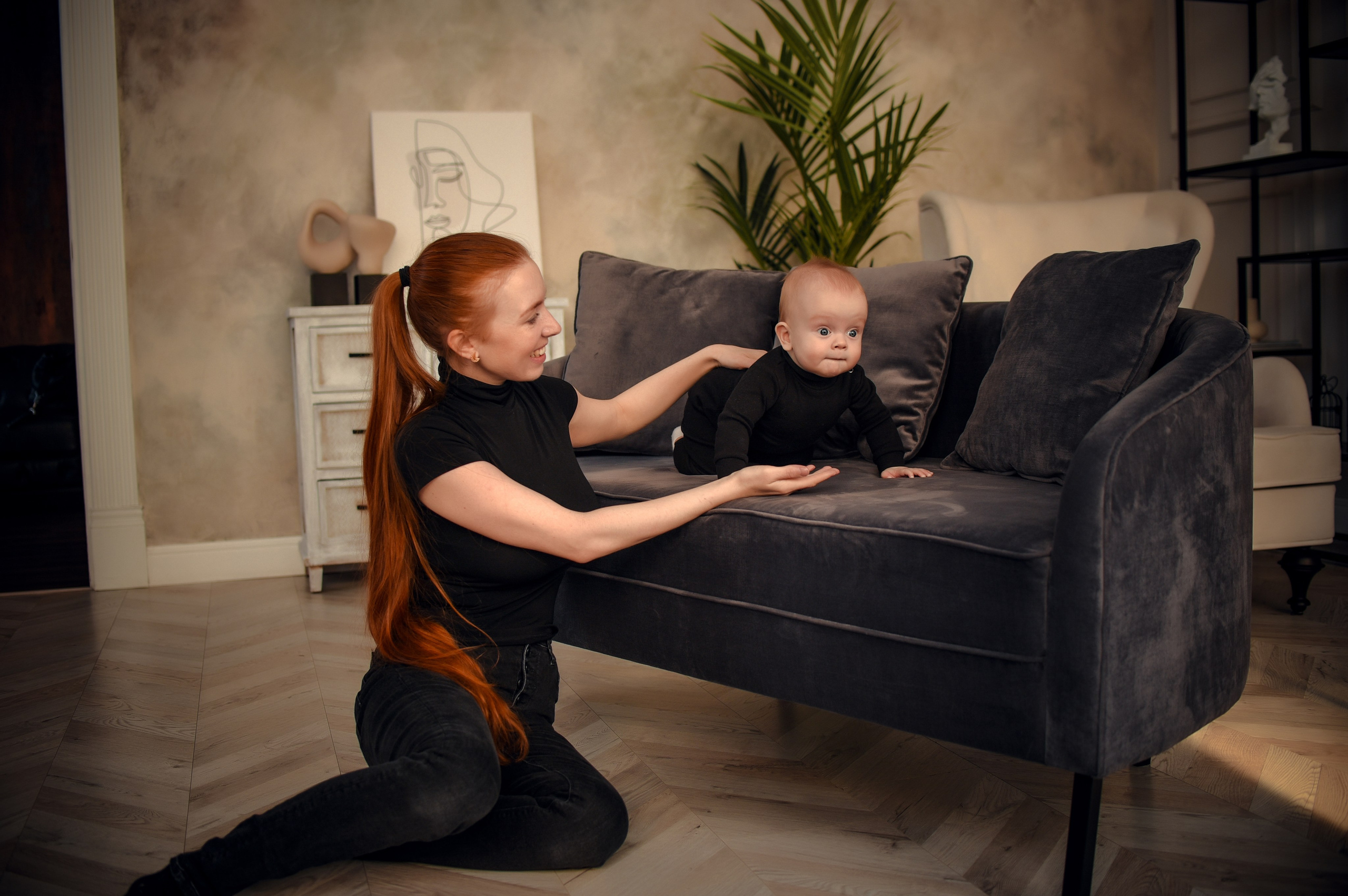 Семейная студийная фотосессия 3. Свадебный, семейный, детский, контент фотограф в Омске Максим Ильин