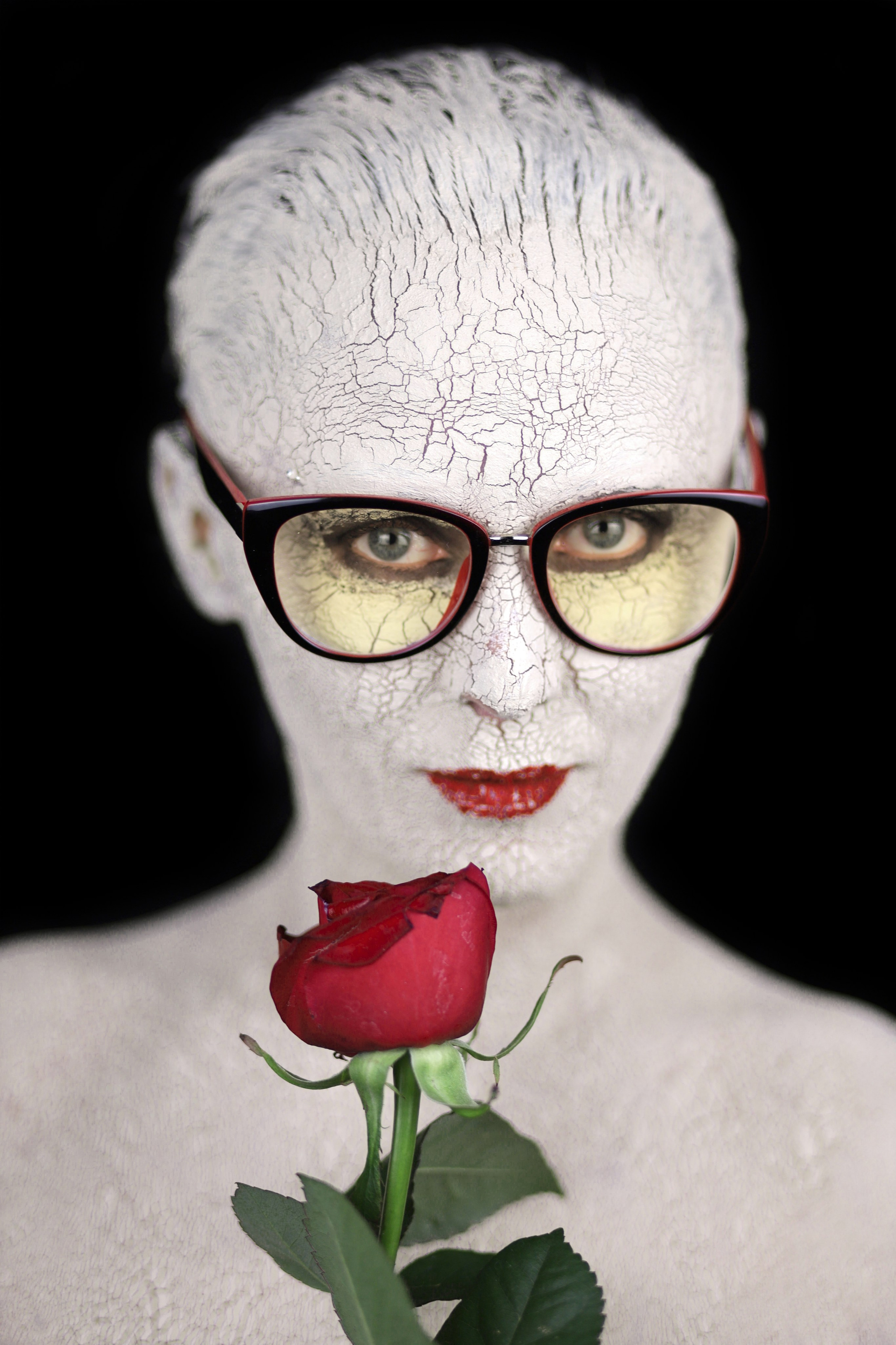 Контрастный фон без глубины резкости: Искусство выделения объекта. Портретный фотограф в Москве Виталий Сабирзянов