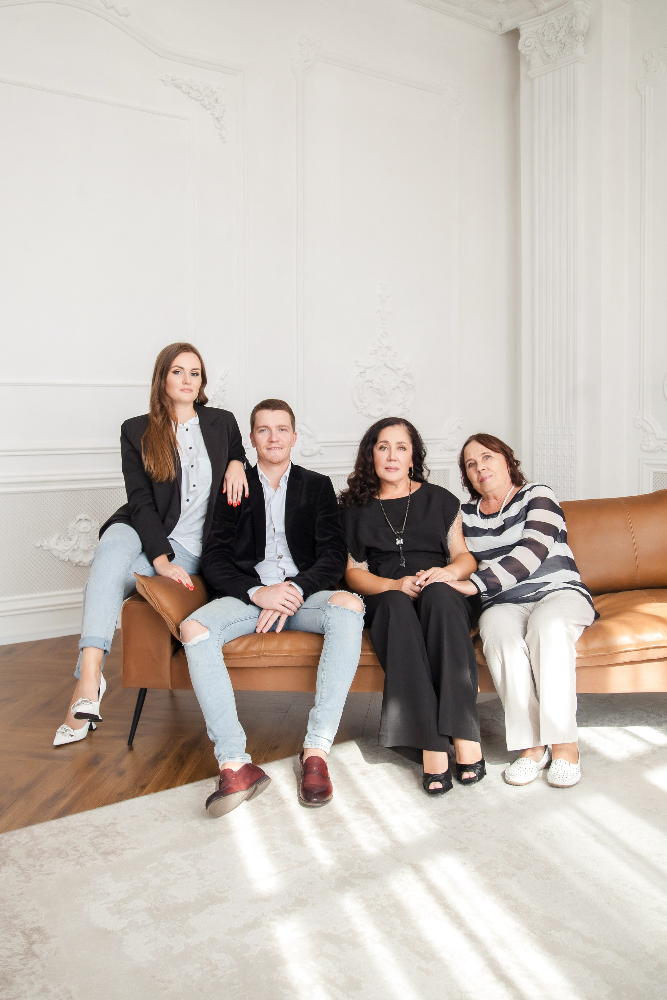 Студия White Crow. Портретный, семейный, свадебный фотограф в Брянске Маргарита Василькова