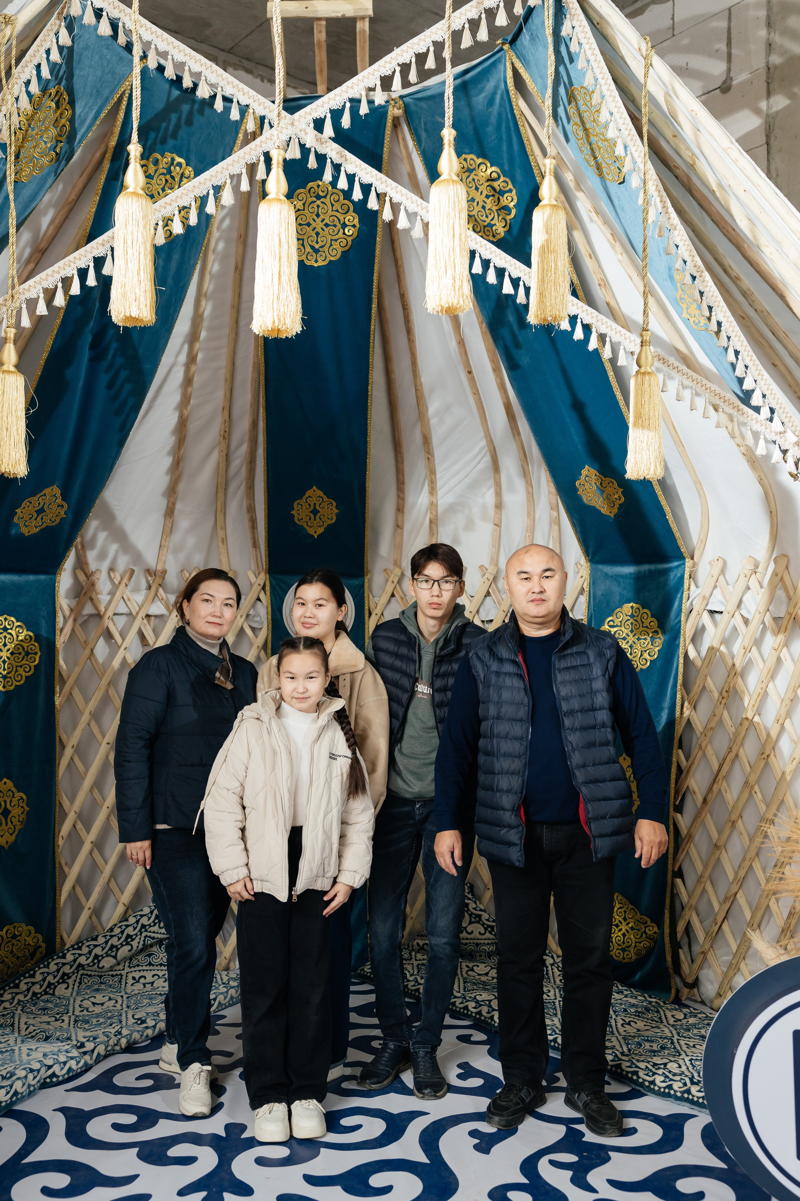 Проект 1. Вручение ключей BI Group. Дата: октябрь 2023. Профессиональный фотограф в городе Астана/Алматы Даурен Сембаев