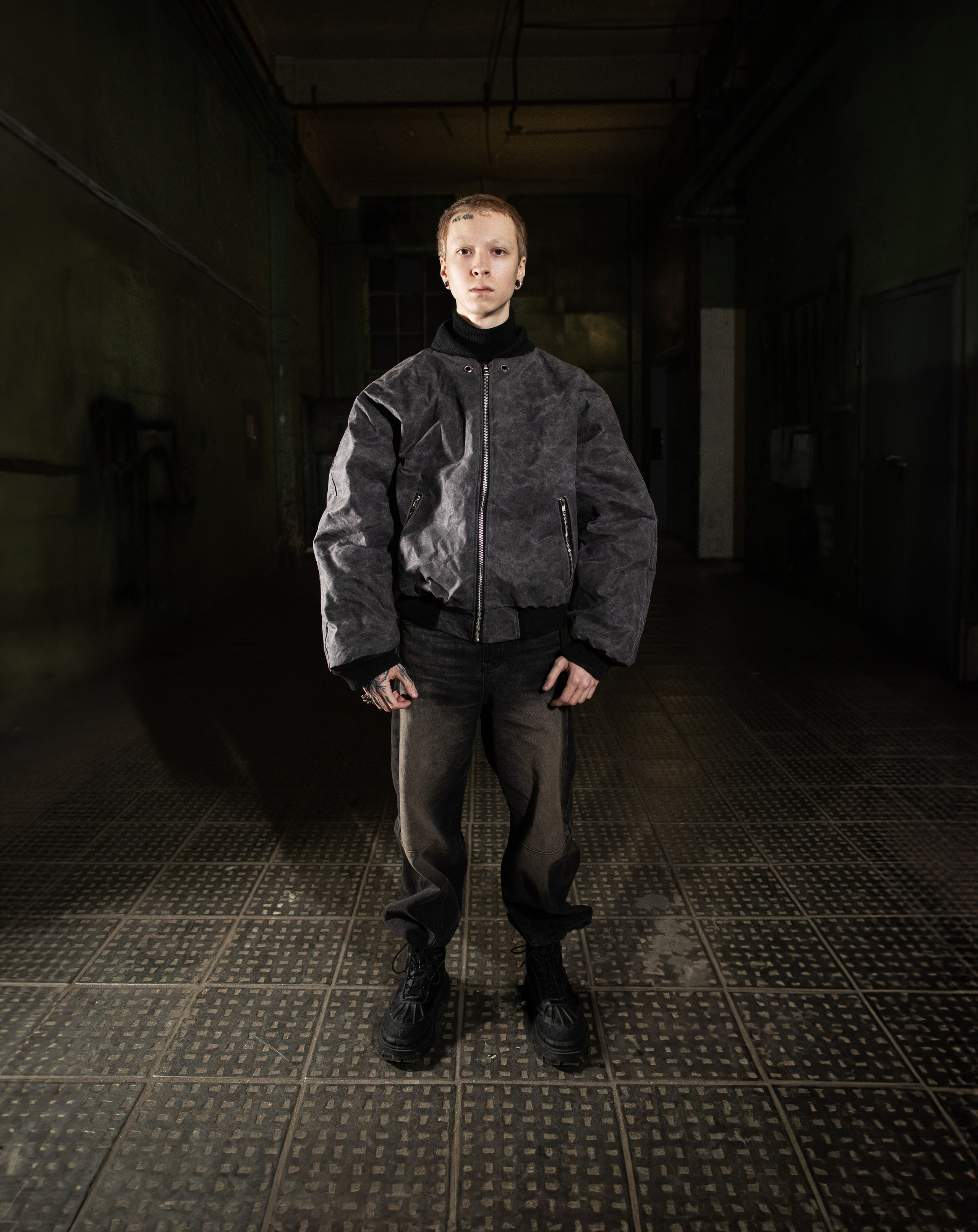 ALEXANDER SECRET. Kayala