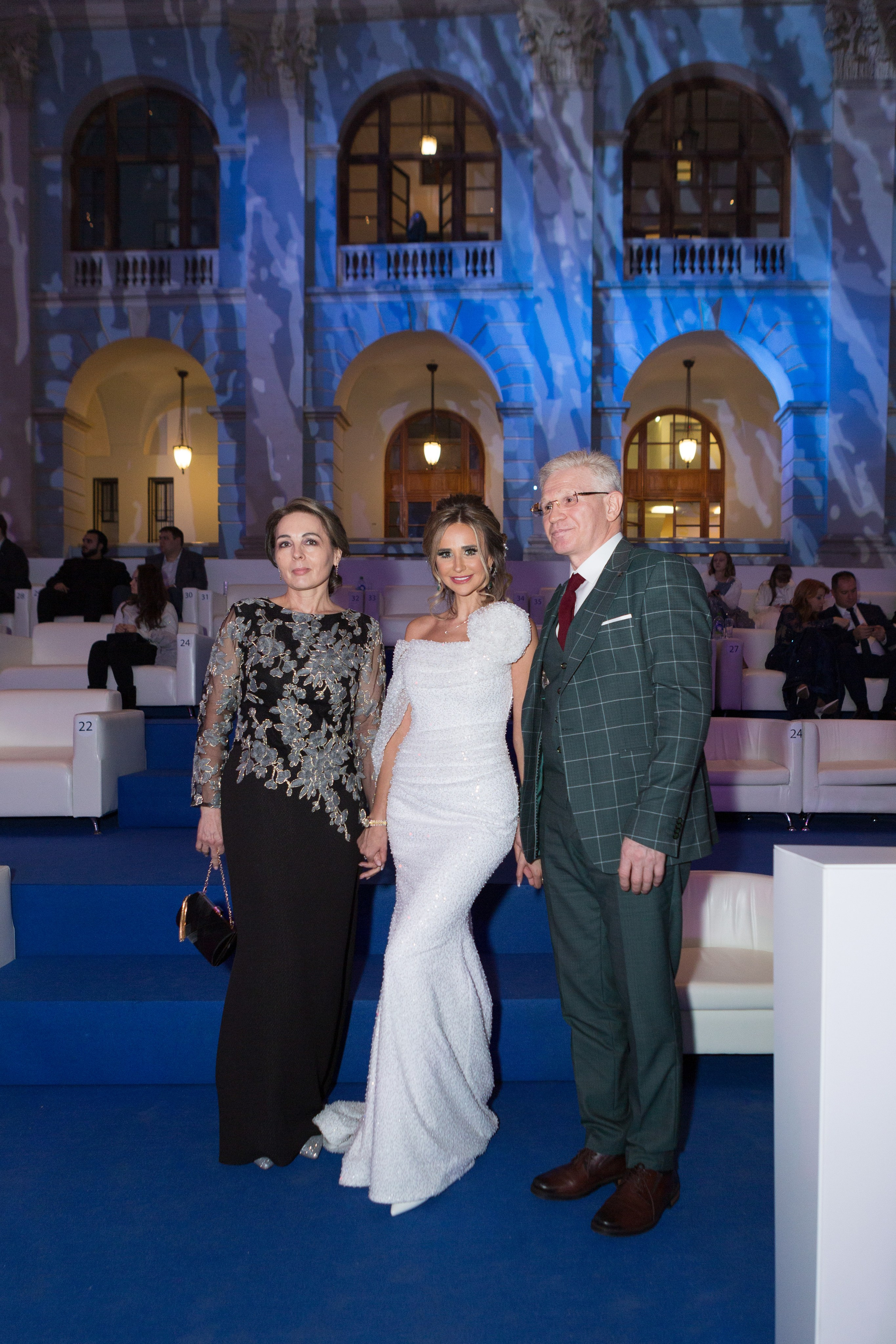 VIII «Международный Кремлёвский Благотворительный Кадетский Бал». Рекламный, предметный, репортажный, семейный фотограф и художник в Москве