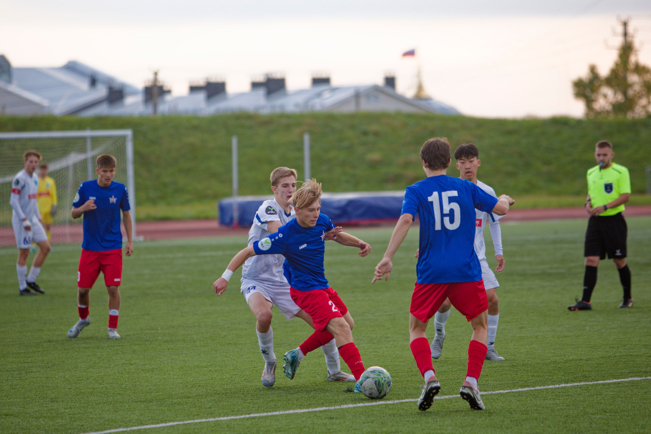 Матч ЮФЛ Сахалин-Хабаровск (U-18). Кутузов Евгений Фотограф в Южно-Сахалинске