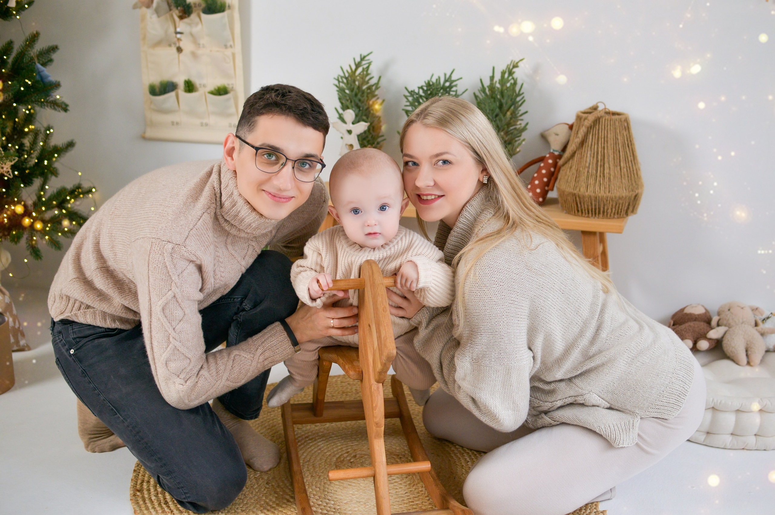 Новогодняя семейная фотосессия в Краснодаре 2023-2024. Фотограф новорожденных Краснодар Малышенко Надежда