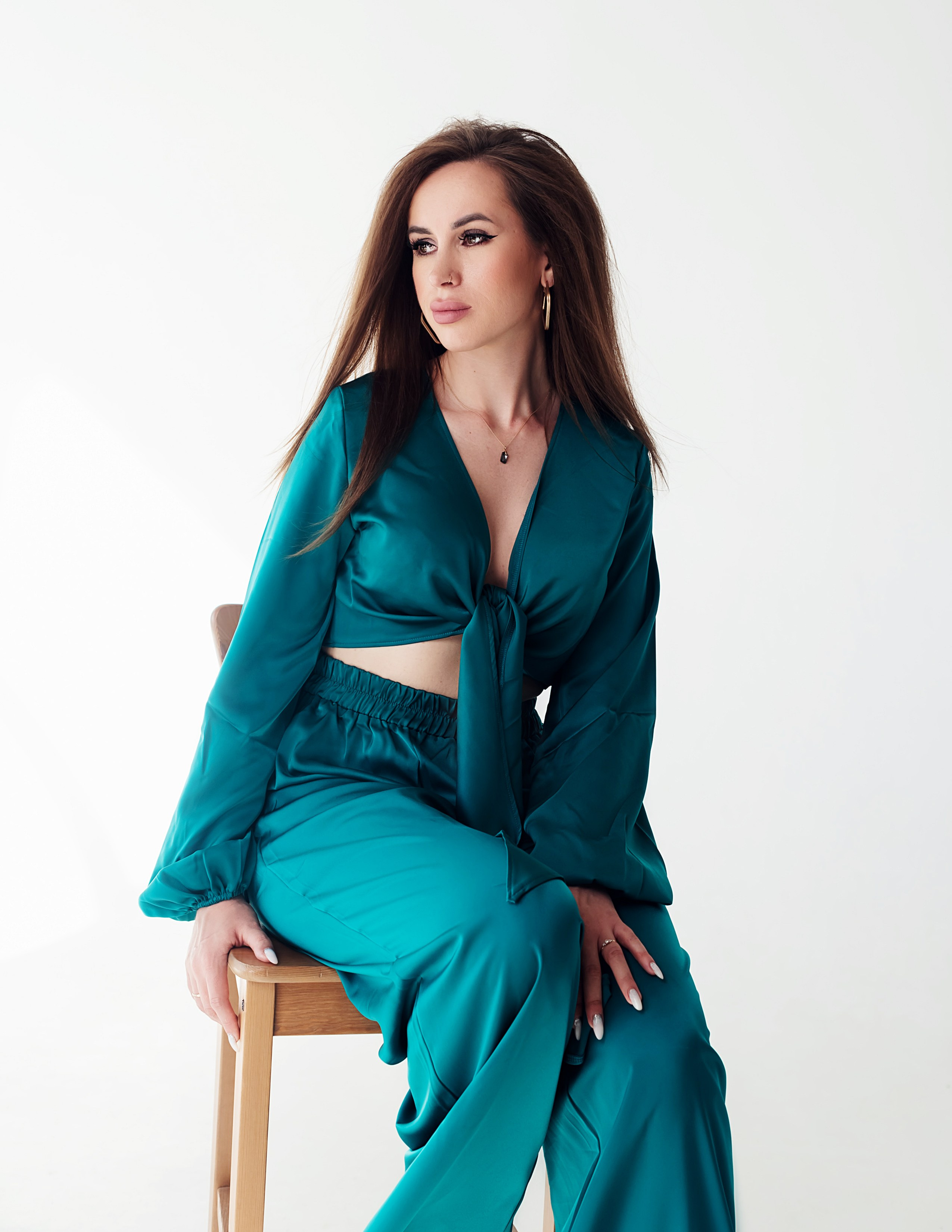 Девушка в изумрудном…. Фотограф Тула творческие фотосессии недорого Ольга Ромашина