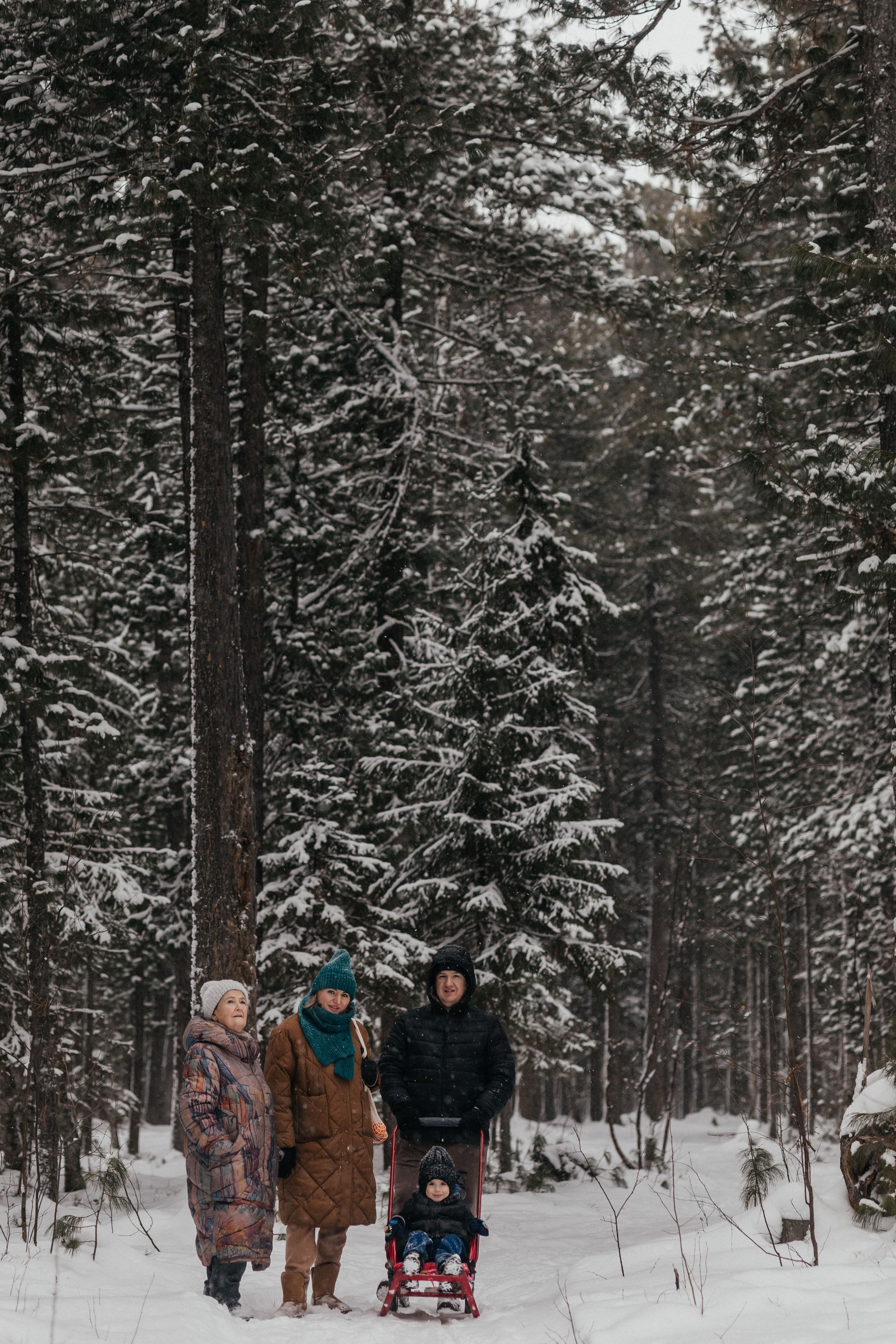 Семья Левашовых. Семейный фотограф Нижневартовск Тюмень Ефимова Ирина