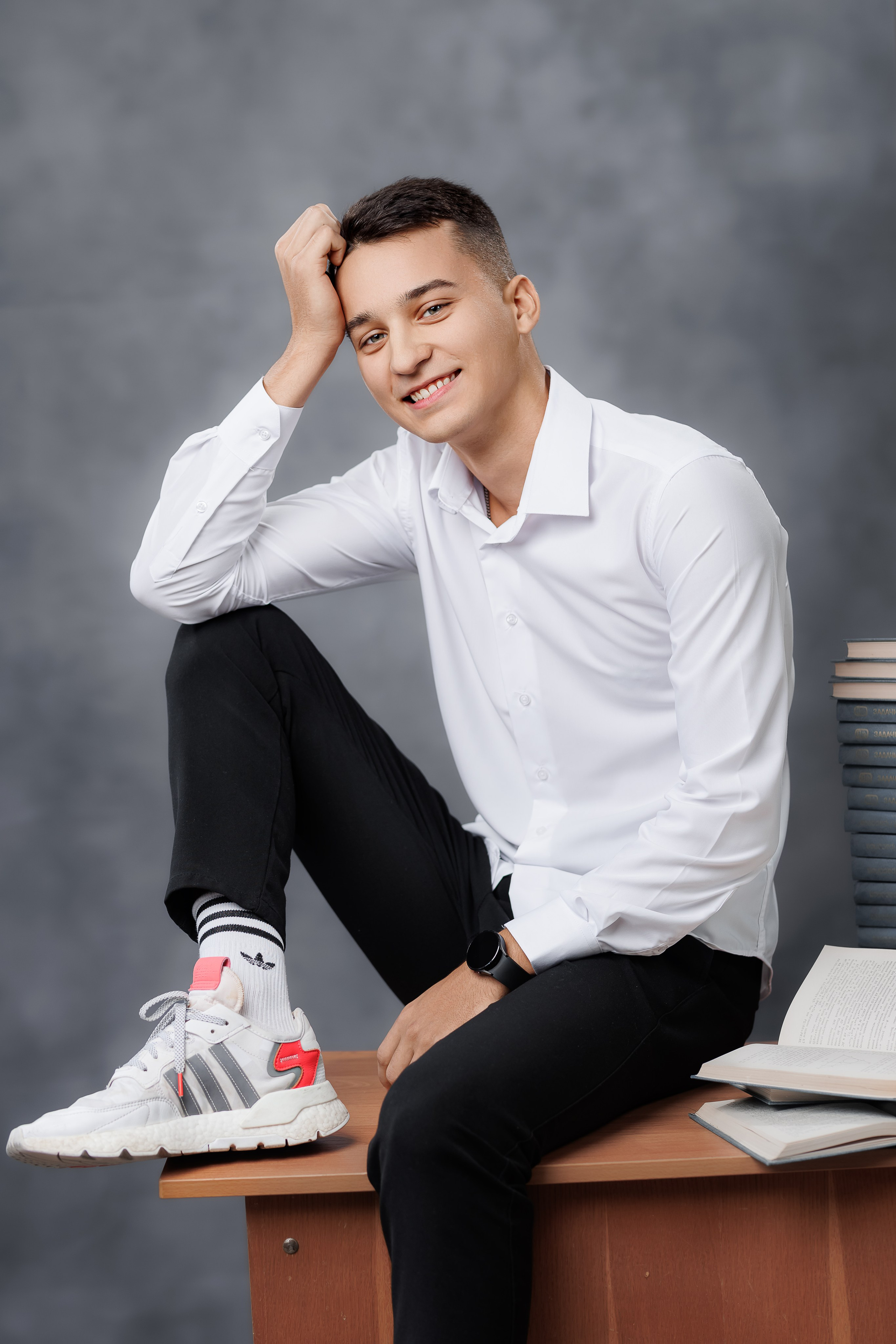 Портреты на однотонном фоне. Семейный и детский фотограф Комина Елена, Власиха, Одинцово