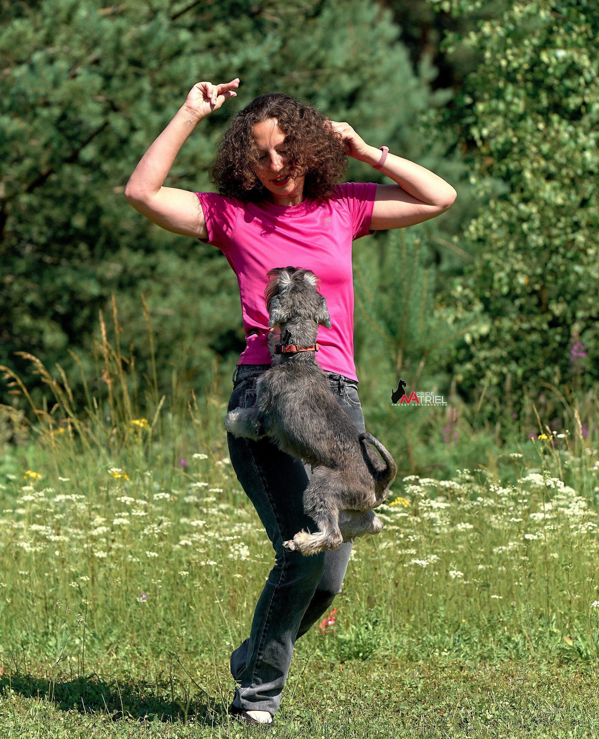 Обидиенс и танцы с собаками — галерея NATRIEL