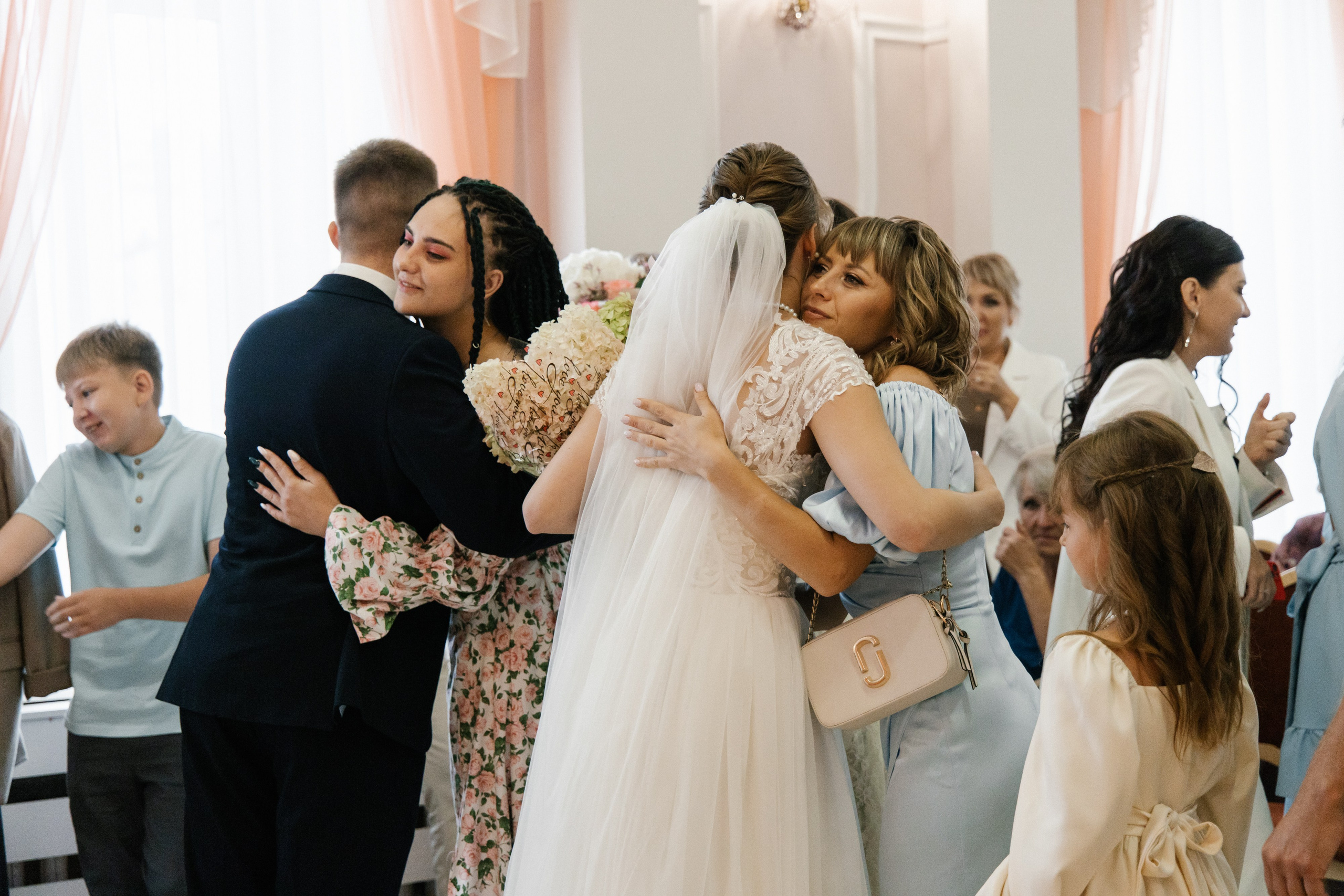 Ксения и Антон (полный день). Фотограф в Барнауле Юлия Садвокасова