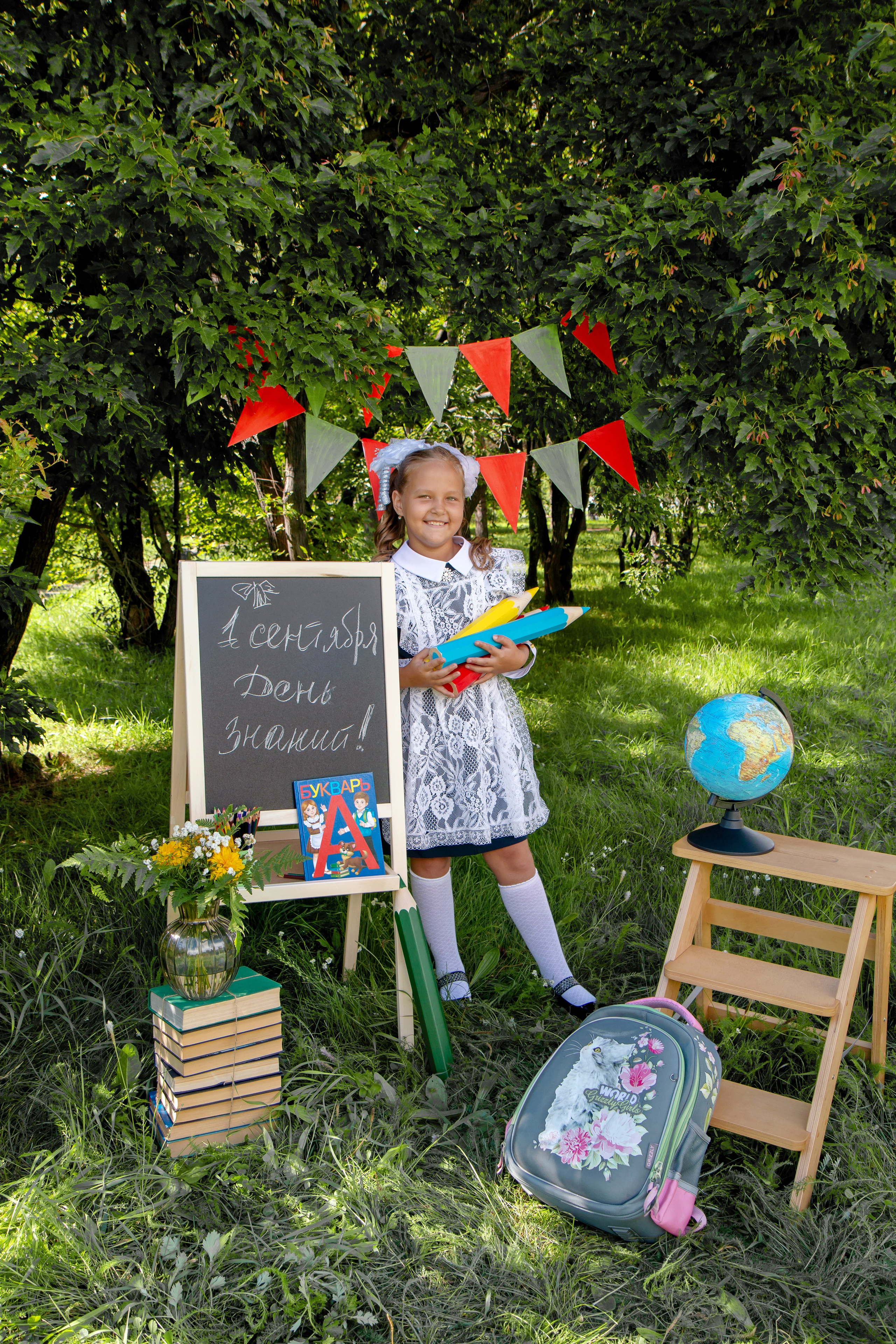 Фотопроект «Школьный"-2024, г. Шелехов. Фотограф в Шелехове, лучшие выпускные альбомы в Шелехове