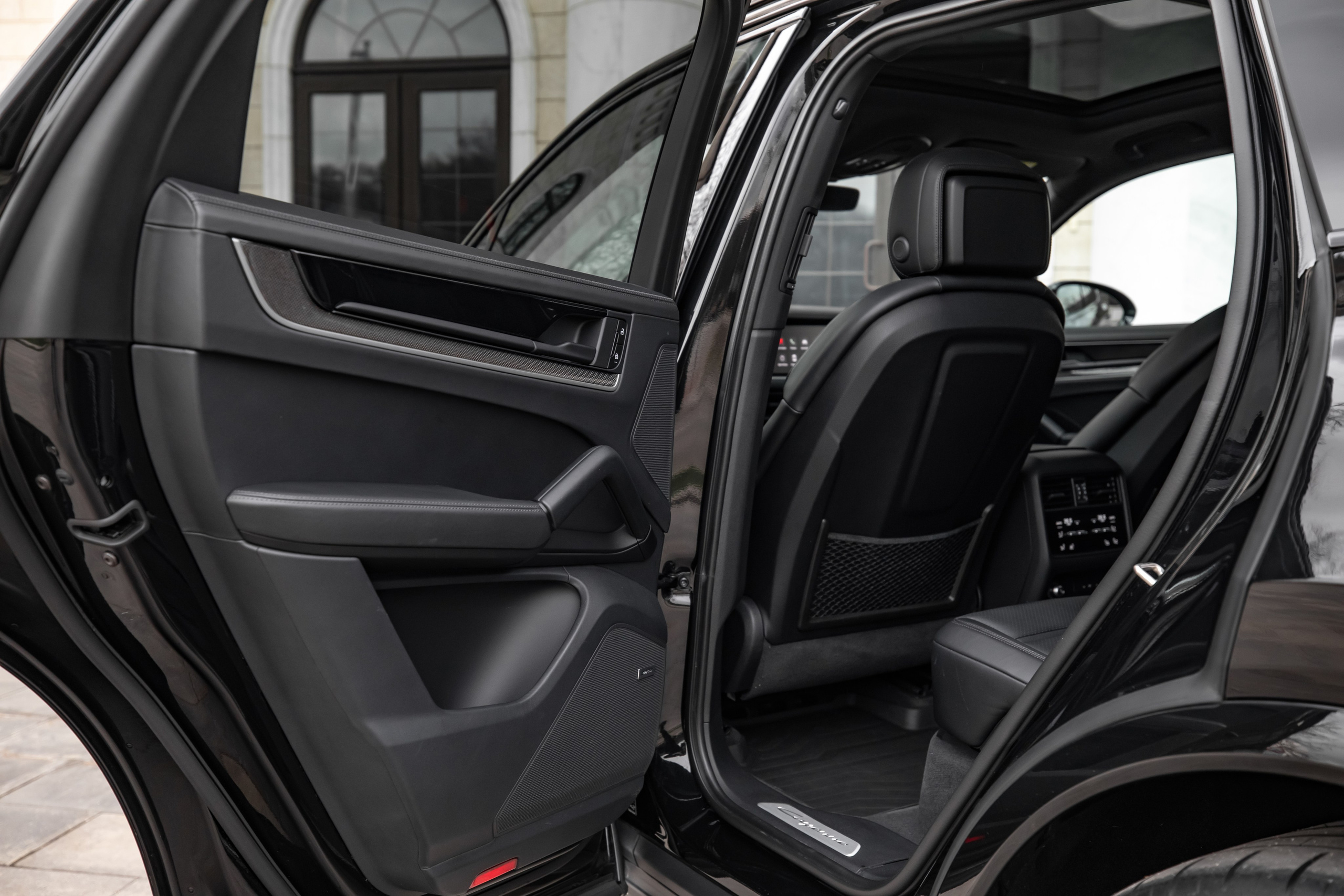 Porsche Cayenne S. Автомобильный фотограф в Москве Андрей Емельянов