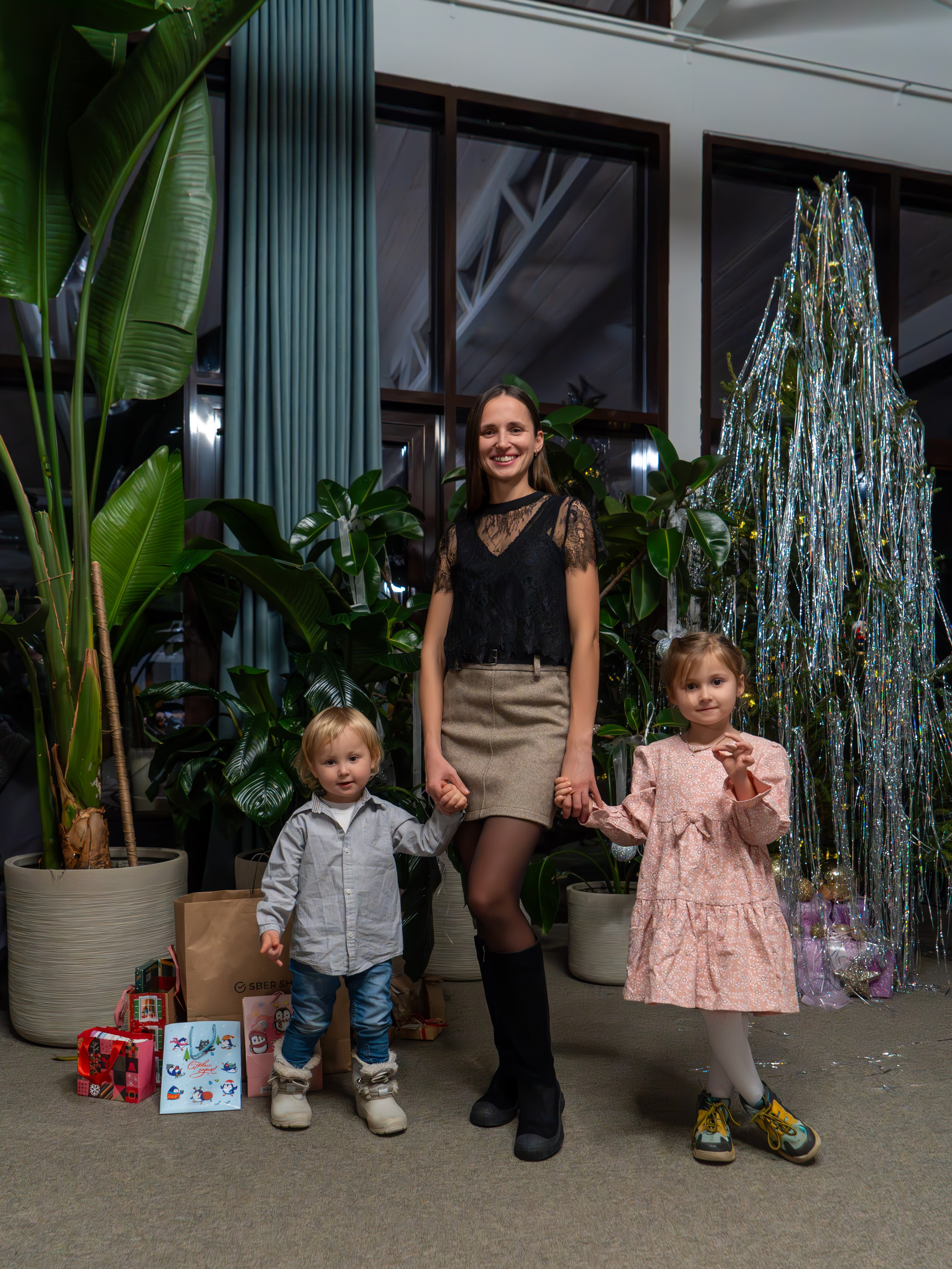 Предновогодняя встреча в пространстве Steford Hub. Репортажный фотограф в Красной Поляне и Сочи Павлюченко Екатерина