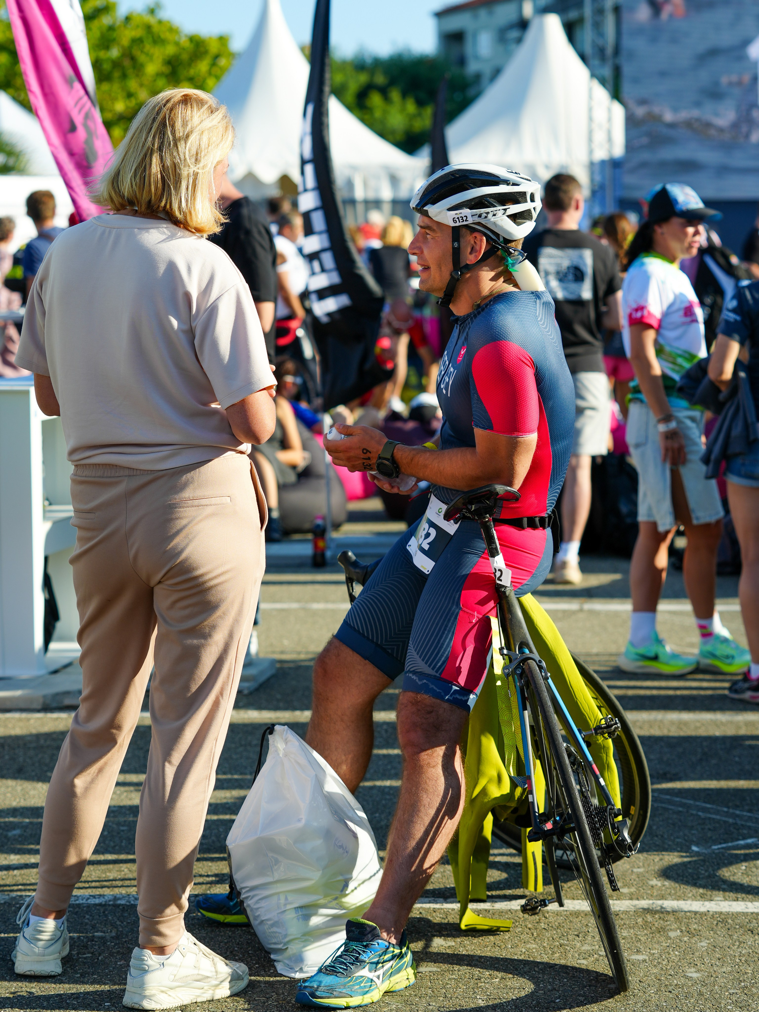 Фотоотчет партнерской интеграции для компании TELE2 на фестивале Ironstar. Репортажный фотограф в Красной Поляне и Сочи Павлюченко Екатерина