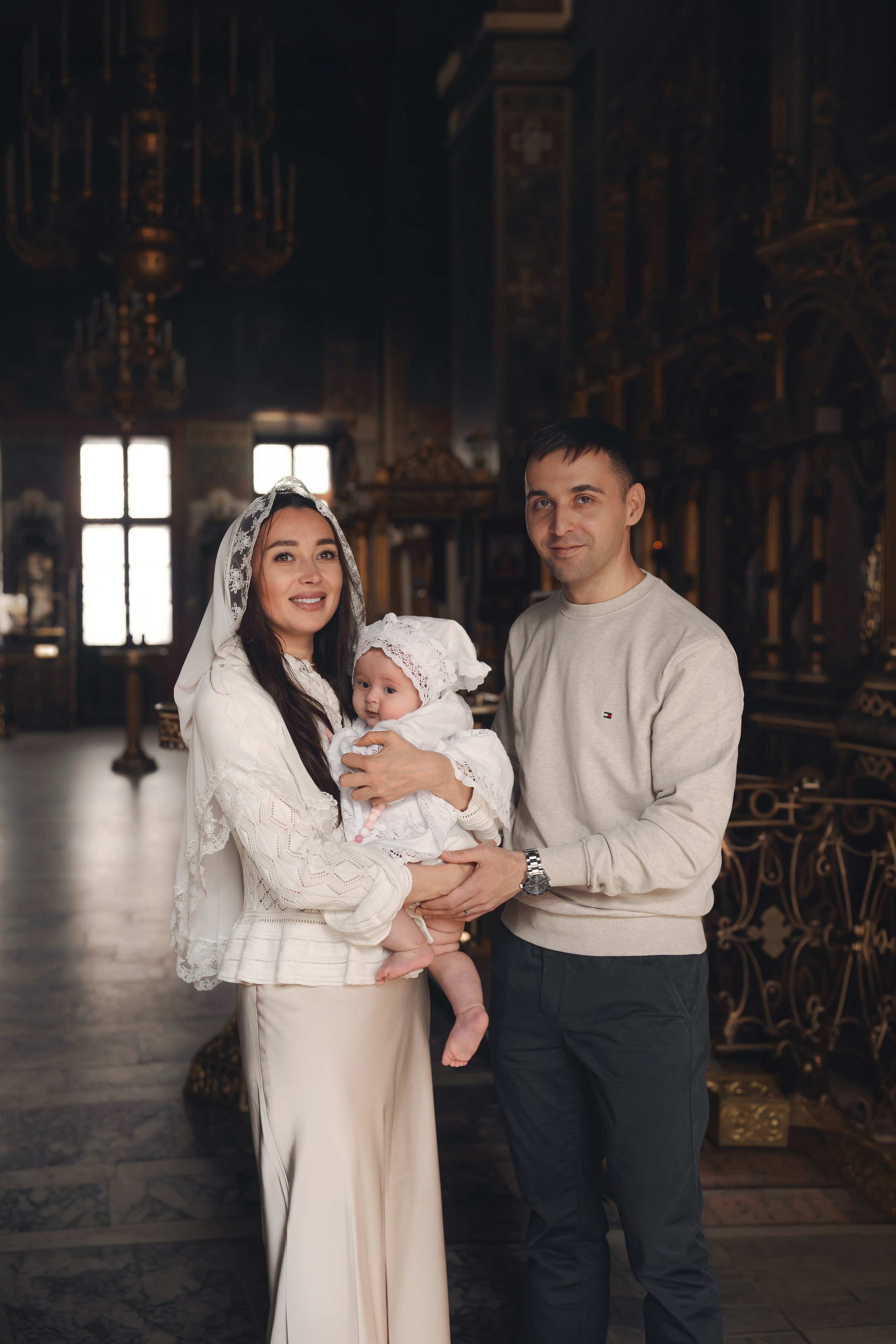 Крещение в православном Храме Воскресения Словущего в Даниловской Слободе. Семейный фотограф в Москве 📸