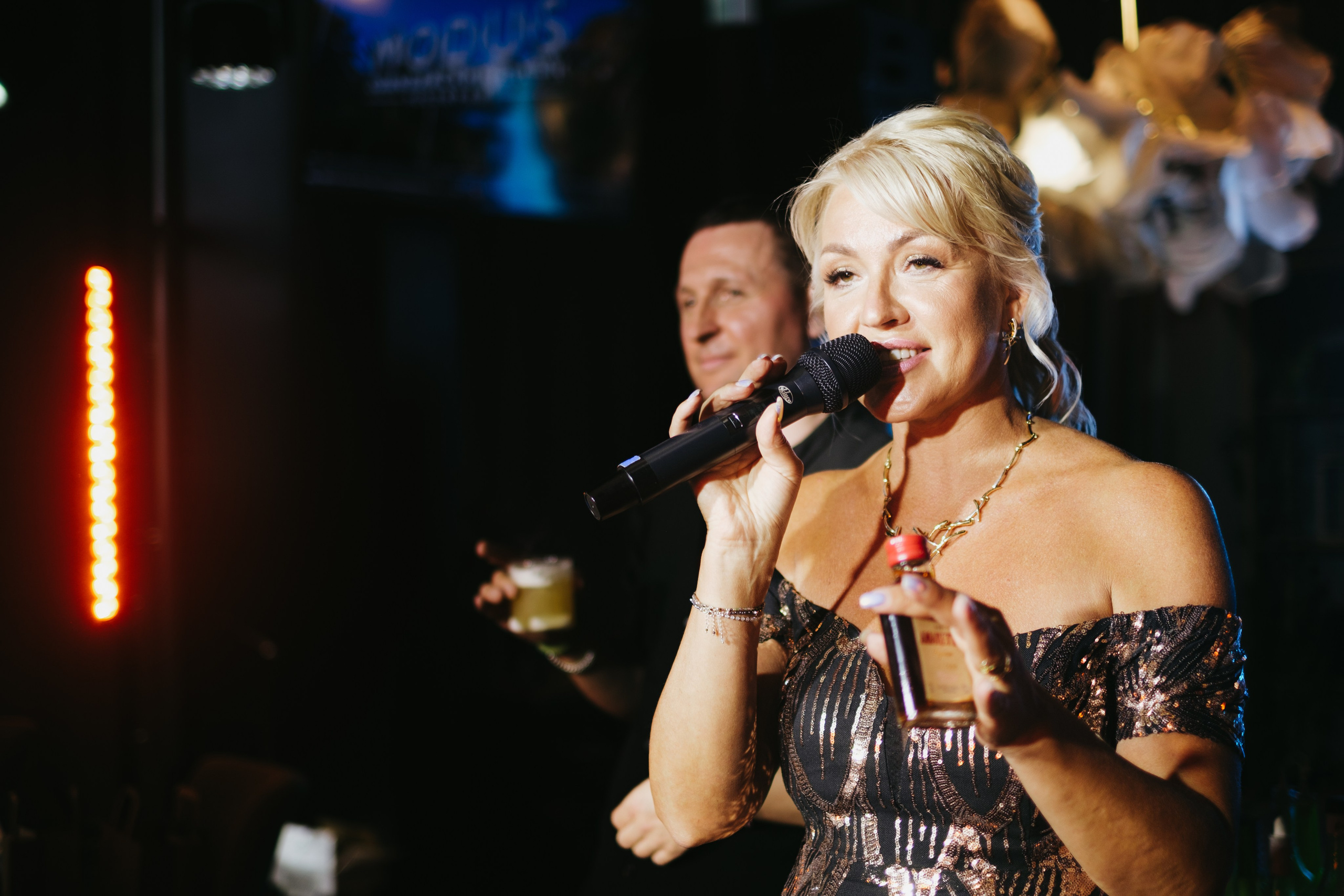 Корпоратив в Сириусу (Адлер) 10 лет компании. Свадебный фотограф Денис Ожигин в Краснодаре и крае. Эмоциональная и стильная съемка вашего дня