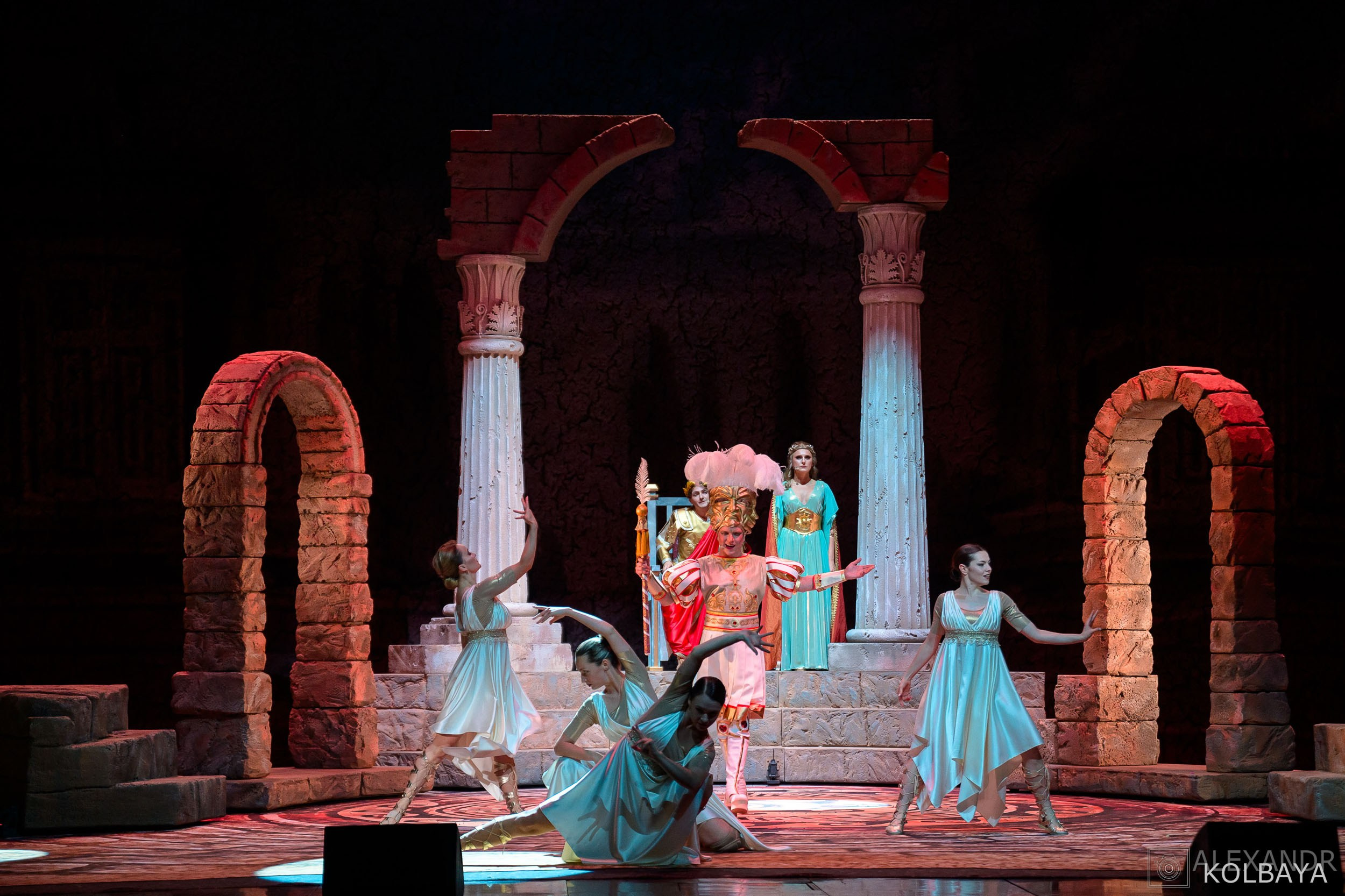 Фоторепортаж со спектакля Гладиатор в Театре Терезы Дуровой. Концертный и театральный репортажный фотограф в Москве Александр Колбая