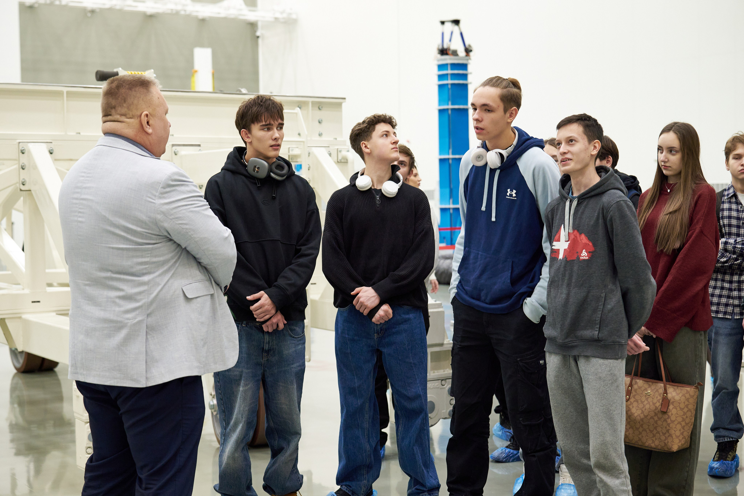 Экскурсия в «Газпром Космические системы». Фотограф Щёлково