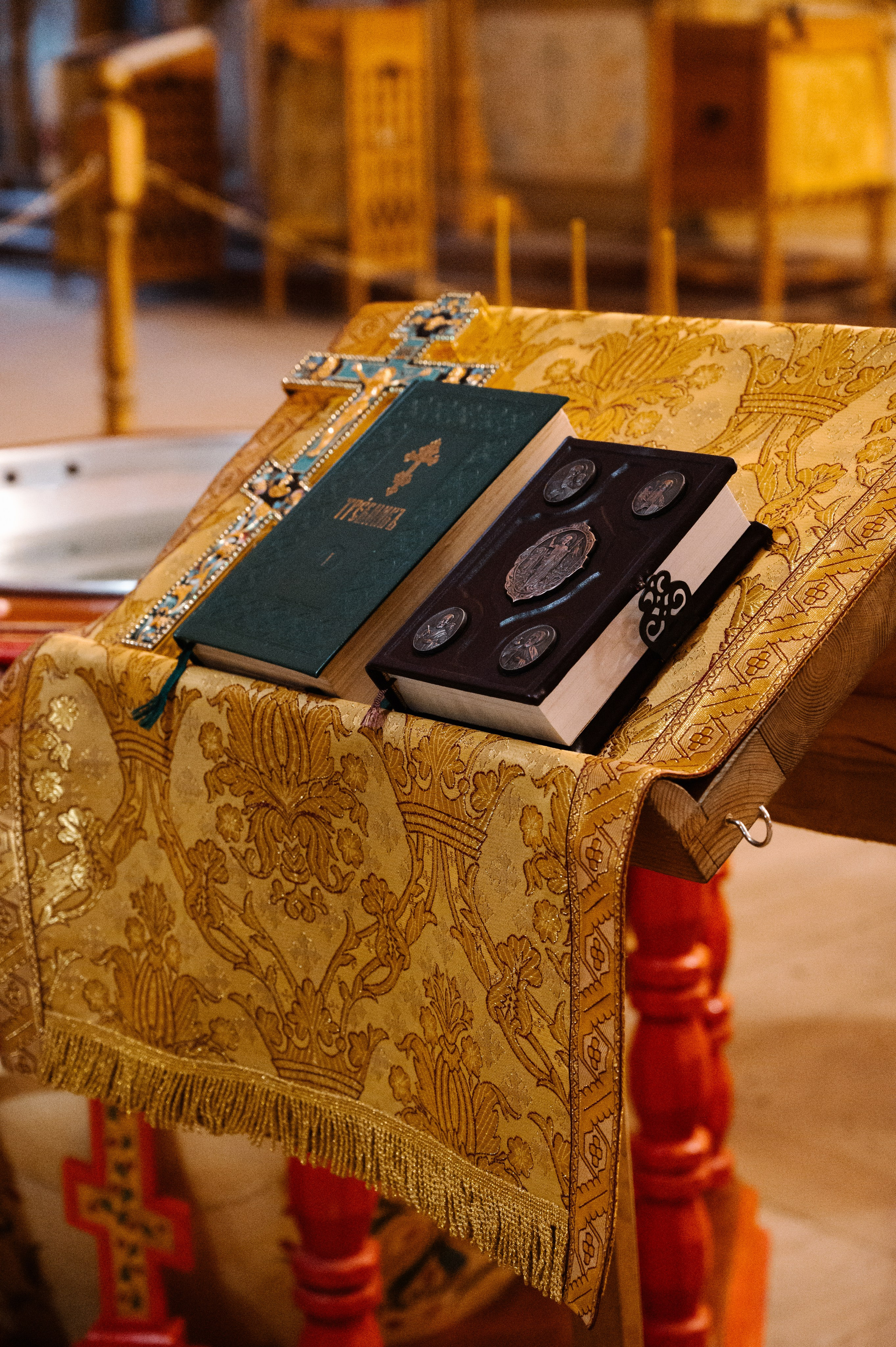 Крещение. Профессиональный фотограф беременности в СПБ. Стильные фотосессии беременности в стиле минимализм и классическая фотография