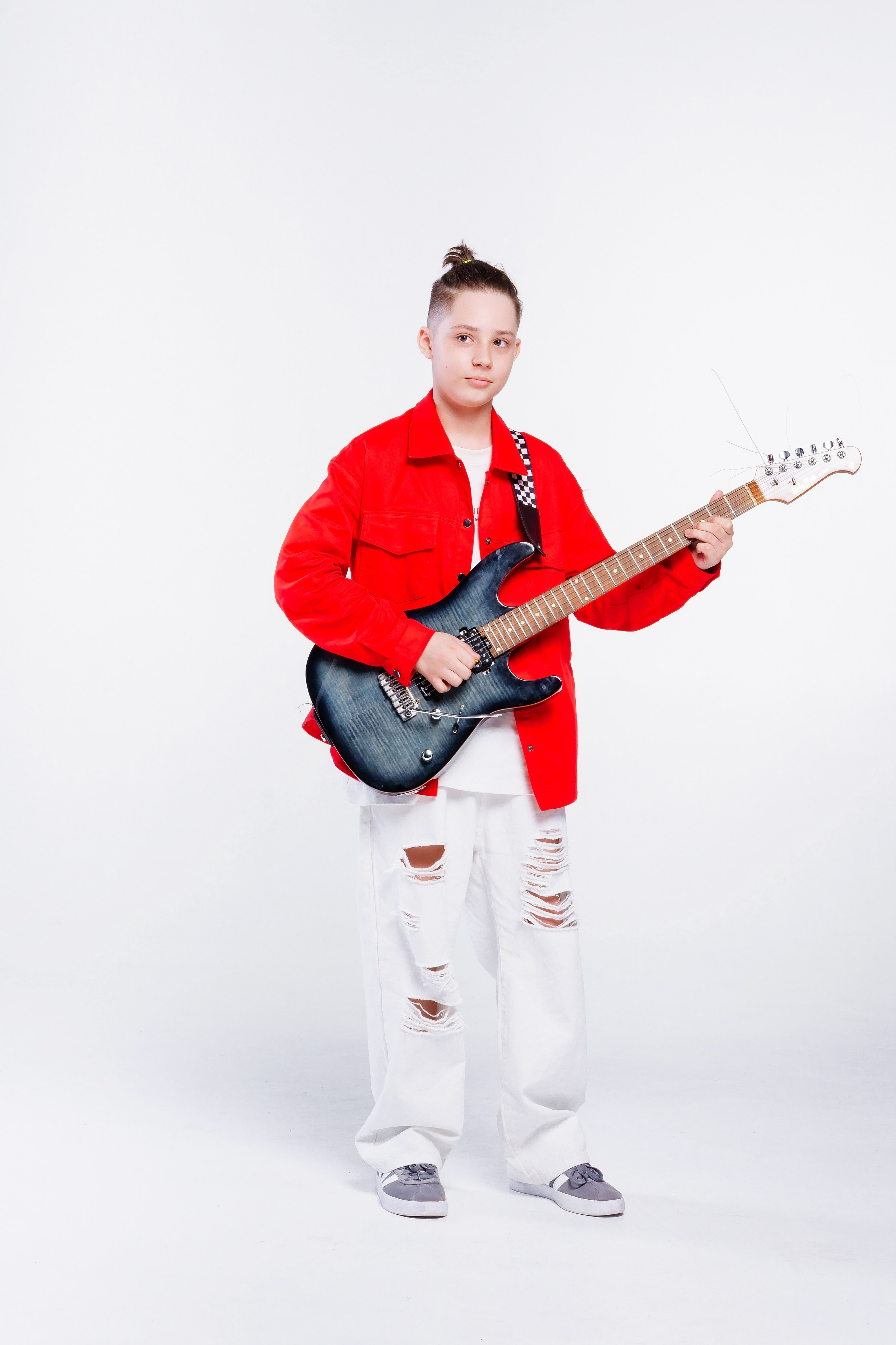 Съемка в студии на Афишу или другие нужды. Семейный и Свадебный фотограф в Астане Александр Астапов