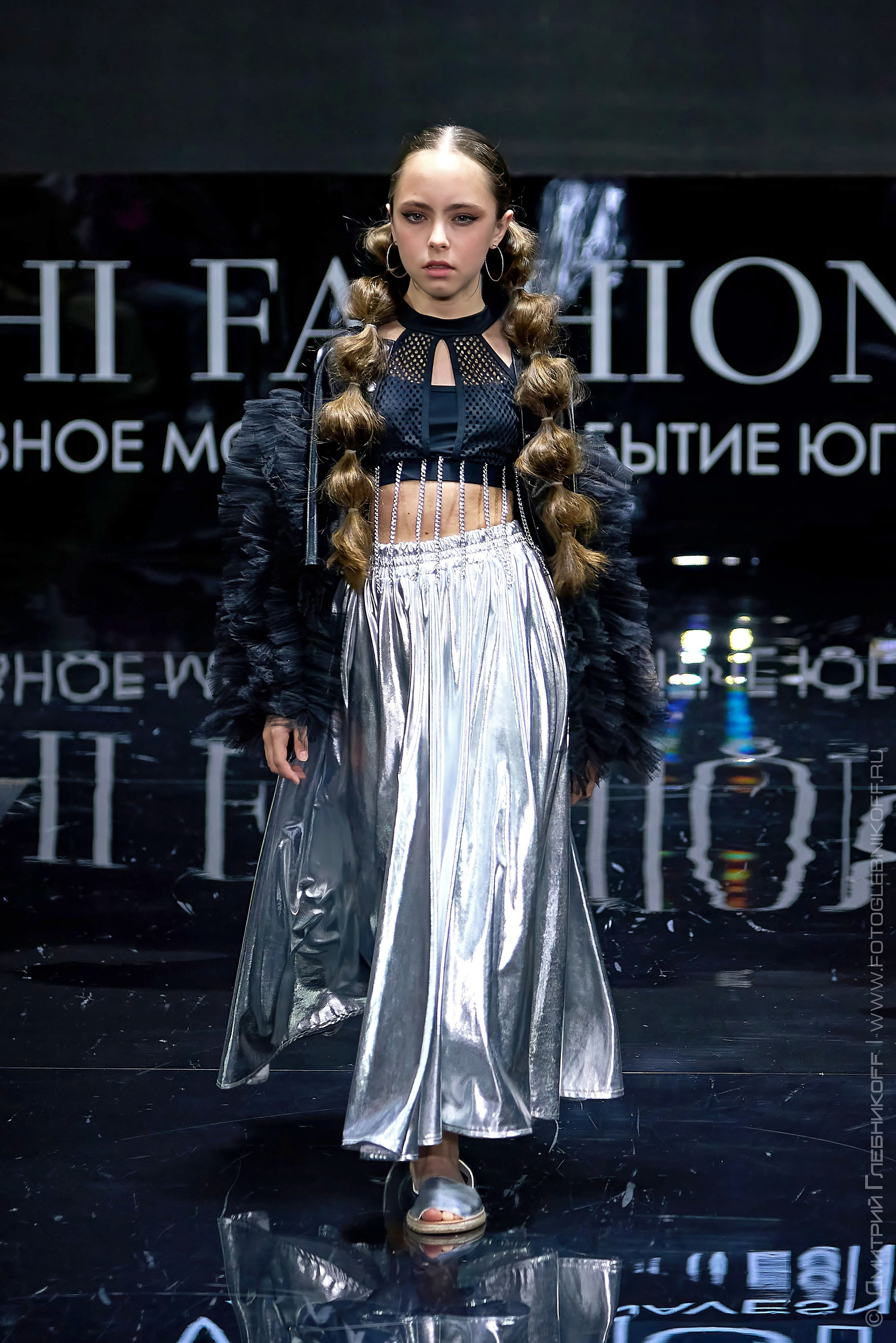 Sochi fashon week / cosmic venom by janavesna. Showbiz | Fashion | Reportage