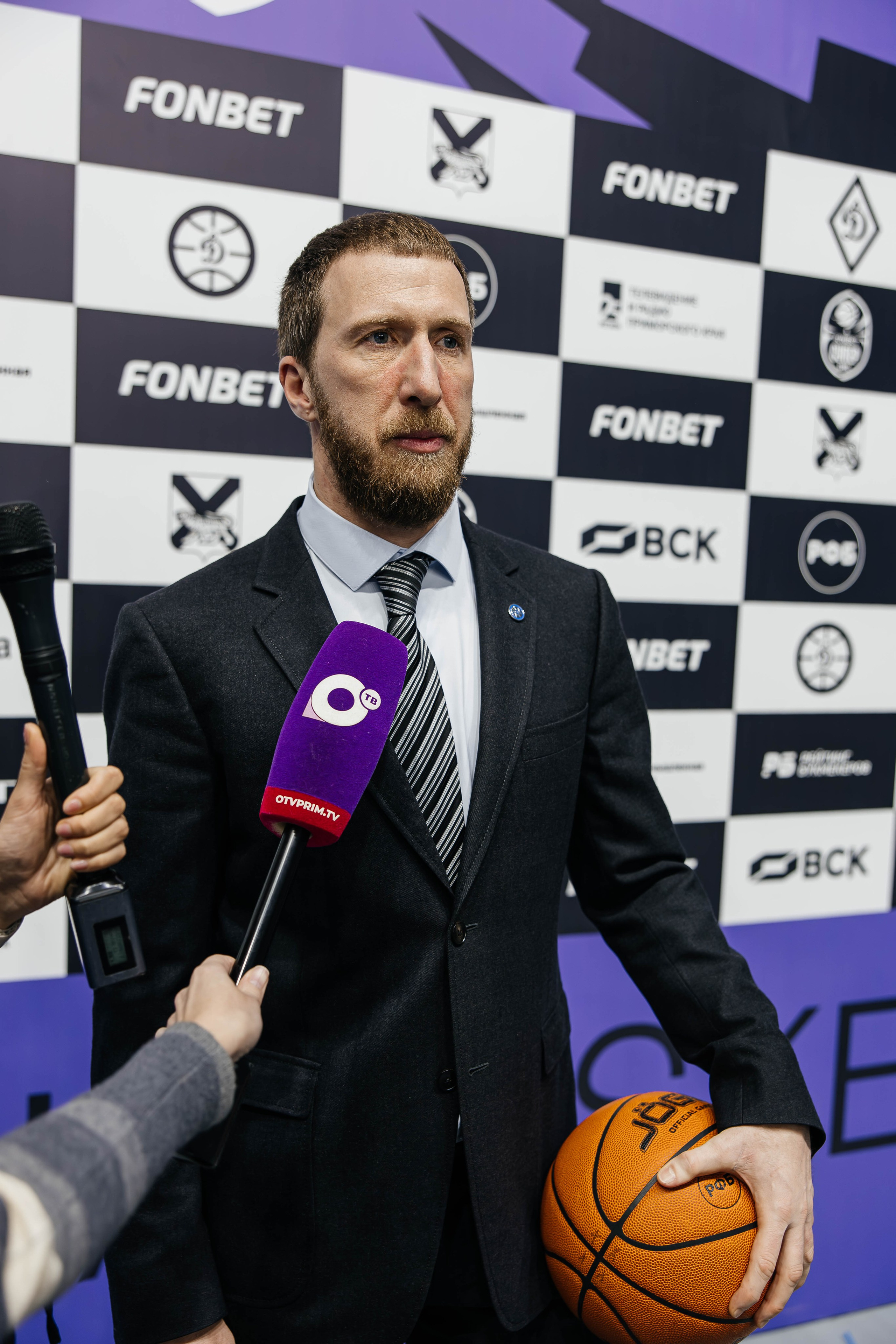 Баскетбол — Динамо. Репортажный и свадебный фотограф во Владивостоке Максим Цой