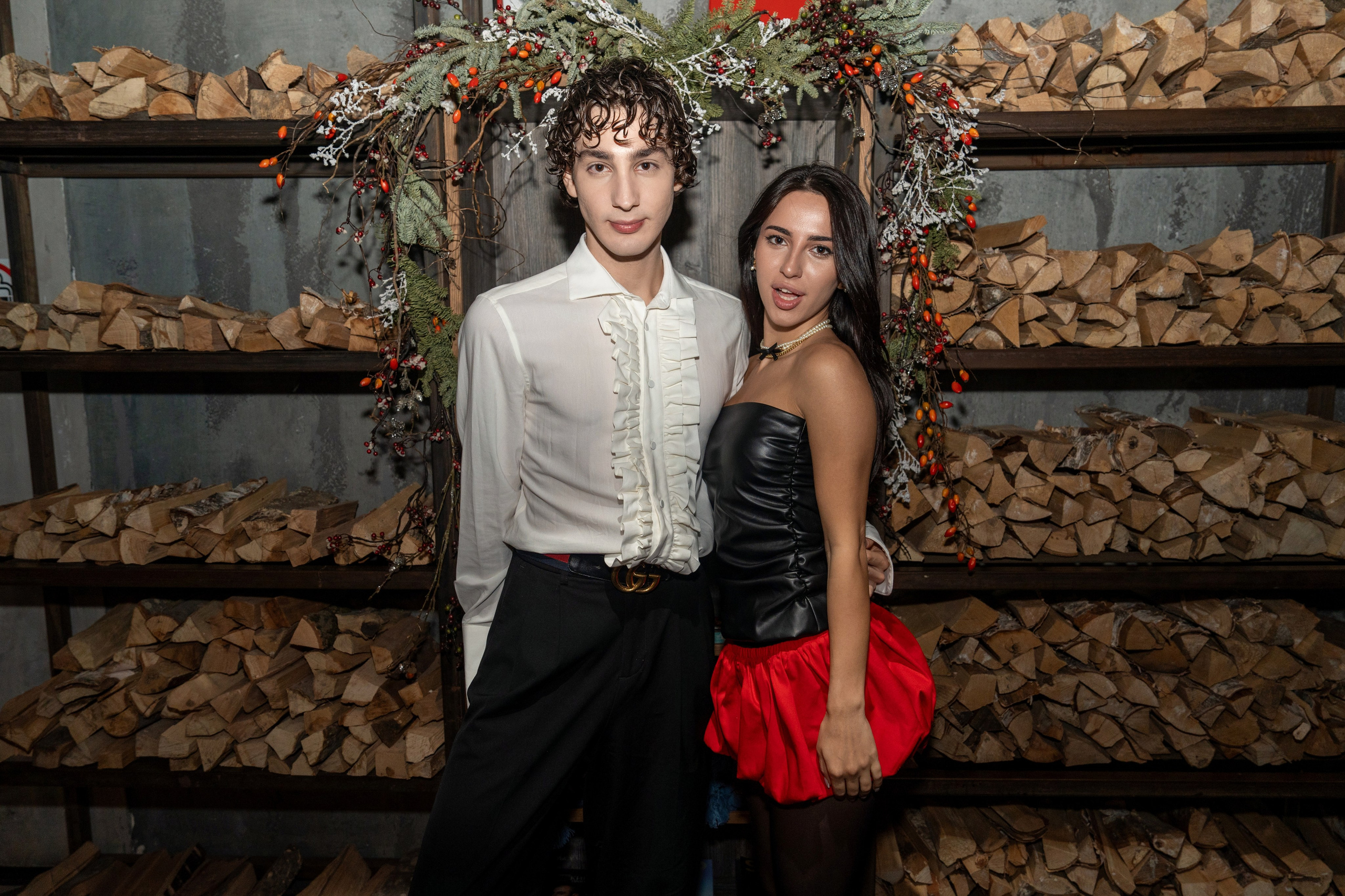 Новый год 2025 в ресторане Сахалин. Репортажный фотограф в Красной Поляне и Сочи Павлюченко Екатерина