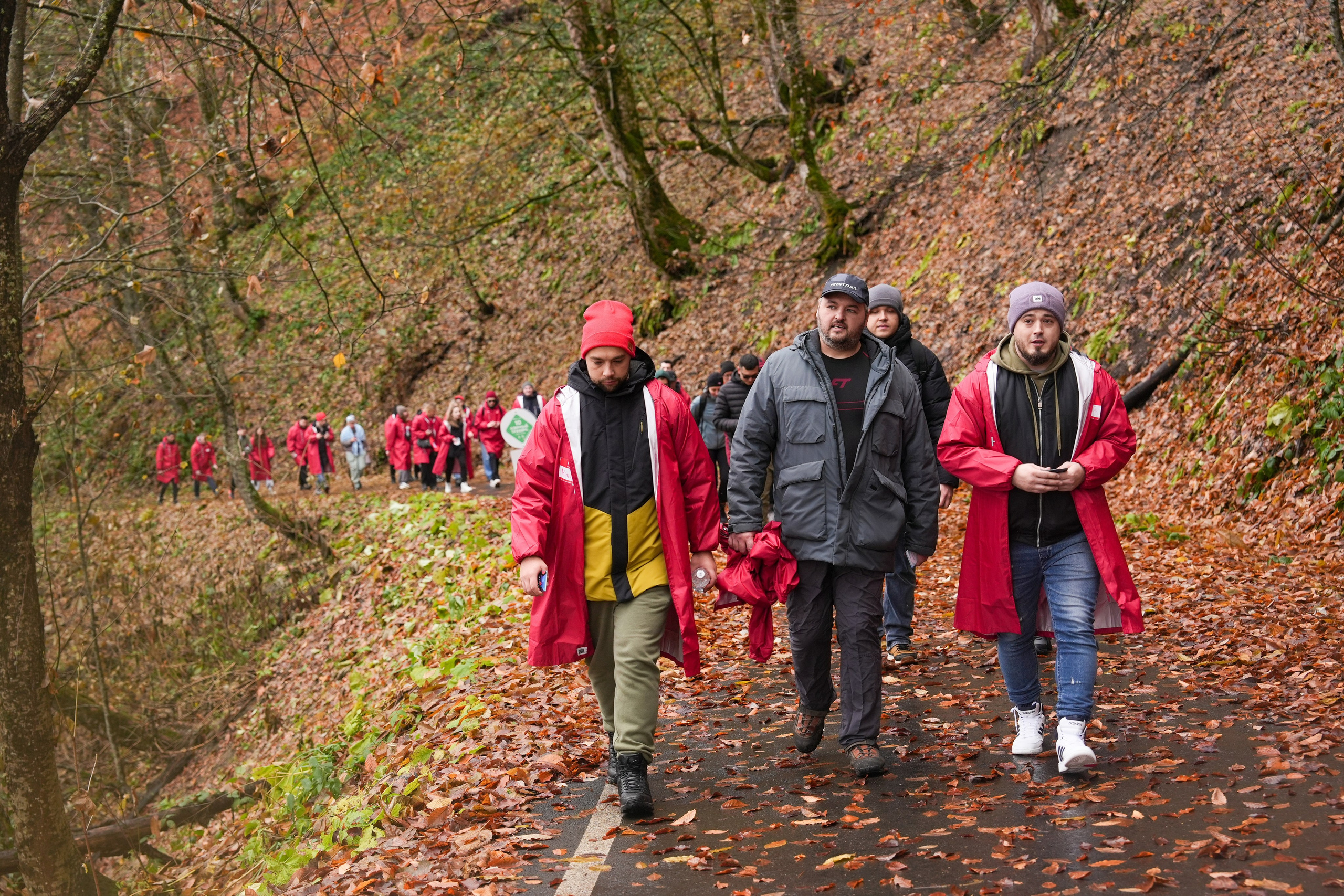 MICE мероприятие — хайкинг на курорте Роза Хутор. Репортажный фотограф в Красной Поляне и Сочи Павлюченко Екатерина