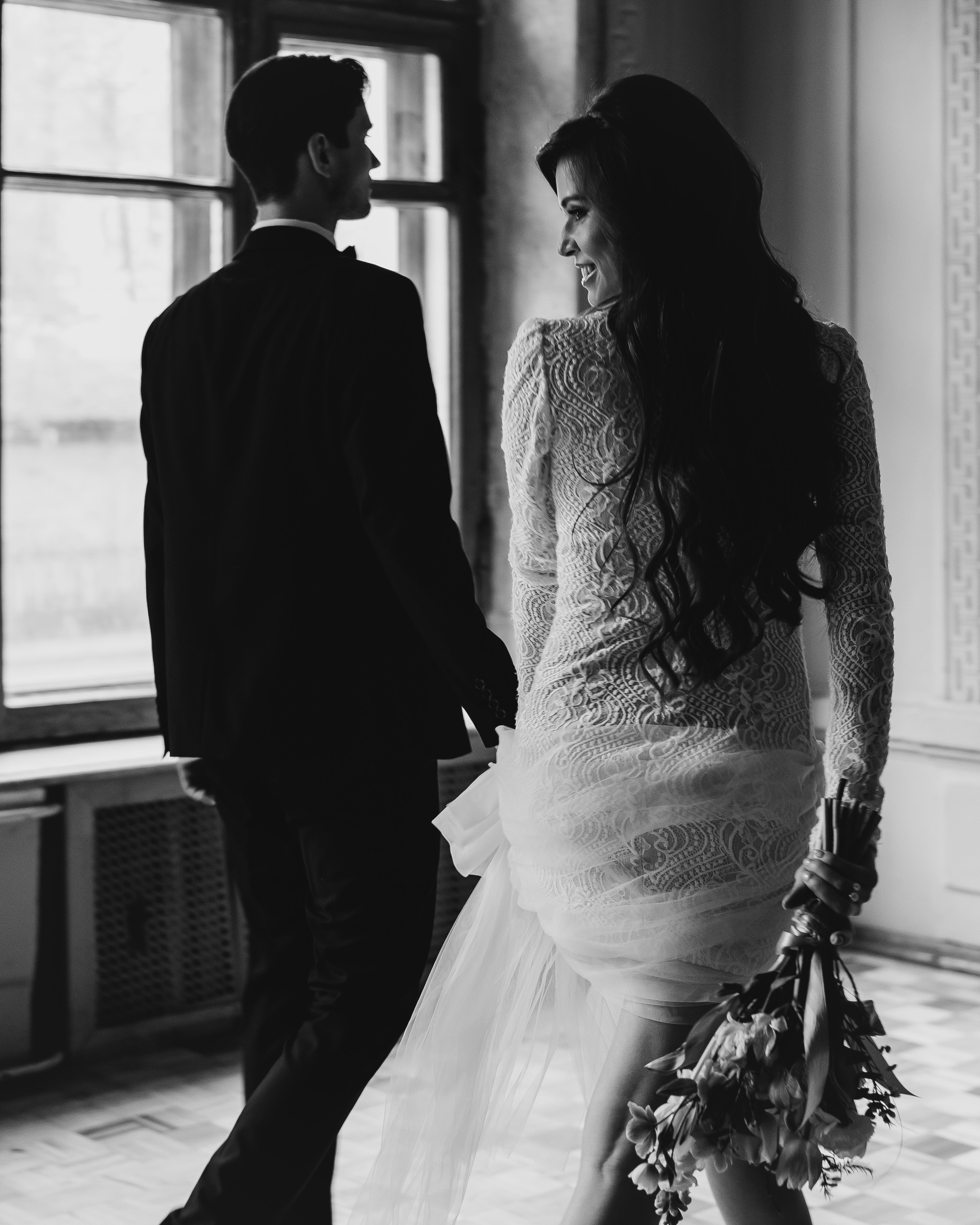 Руслан и Александра. Свадебная фотосессия в студии. Семейный и свадебный фотограф в Москве и области EVGENIA SAVI