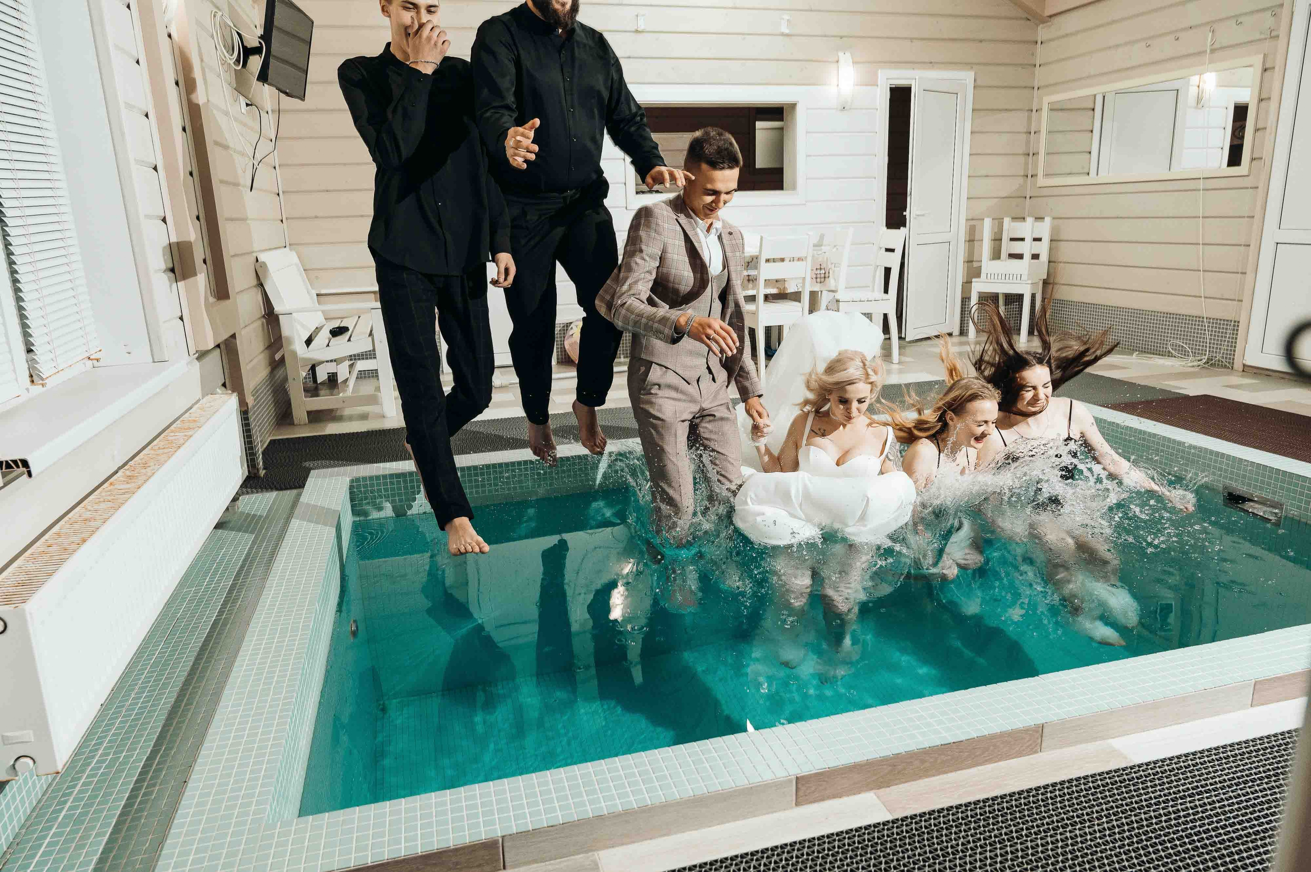 Фотосъемка выездной регистрации. Свадебный и семейный фотограф в Котласе Никита Попов