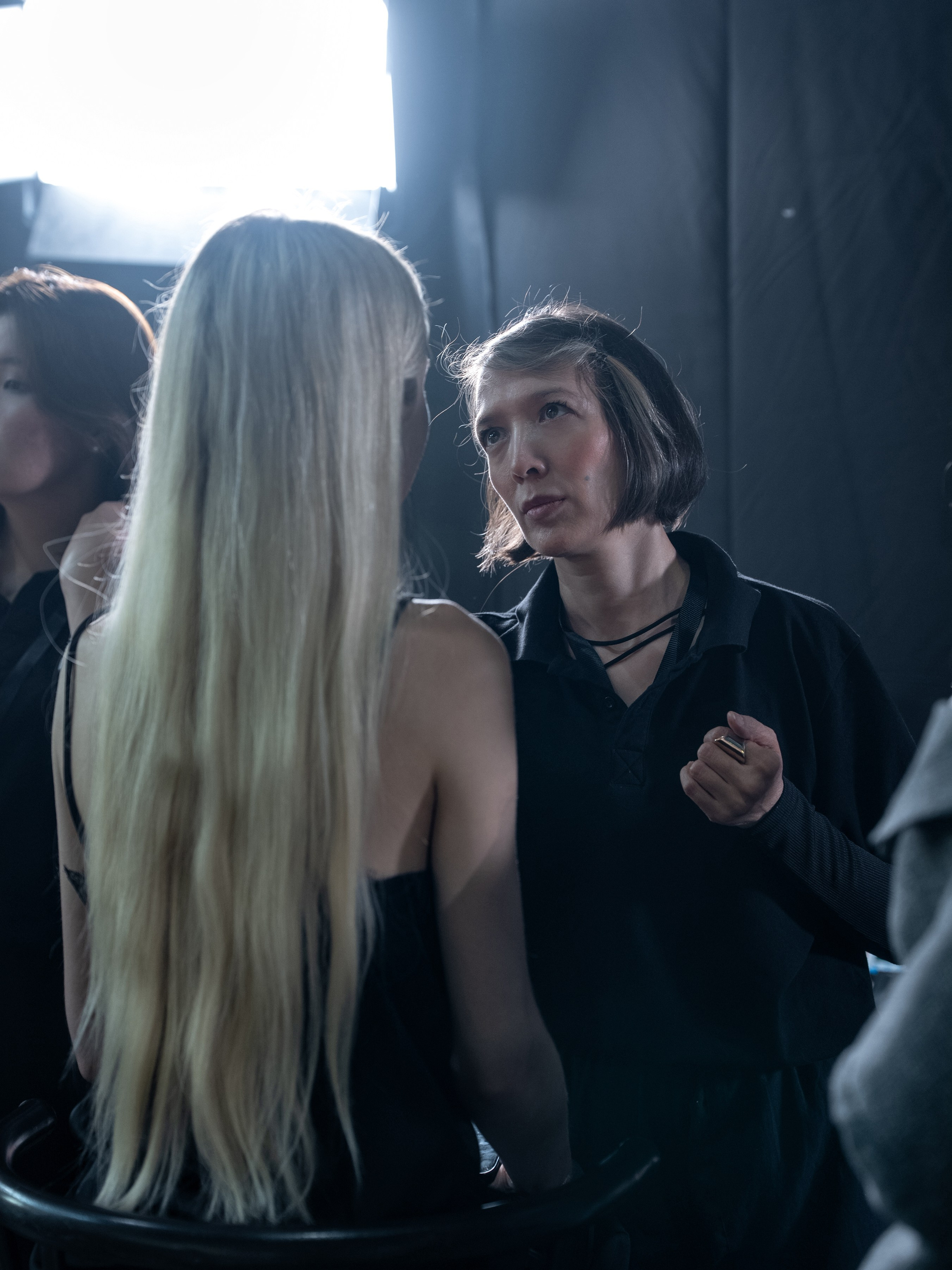 Visa Fashion Week Almaty Pre-Fall 2026 April Backstage Day 2. Сайт Алматинского НЮ АРТ, будуар и фэшн фотографа Дениса Карпенко