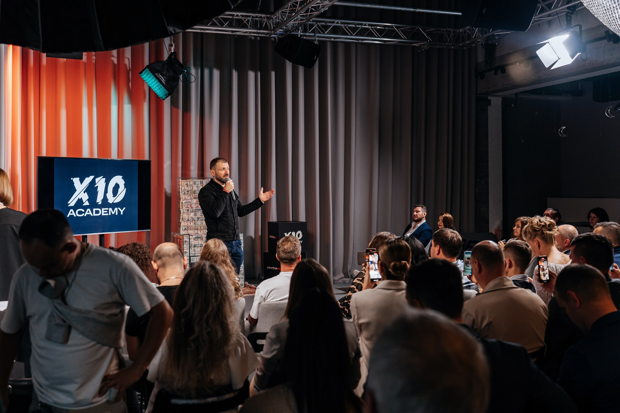 X10 CLUB выпускной академии Игоря Рыбакова. Семейный и репортажный фотограф в Москве Оксана Шилова