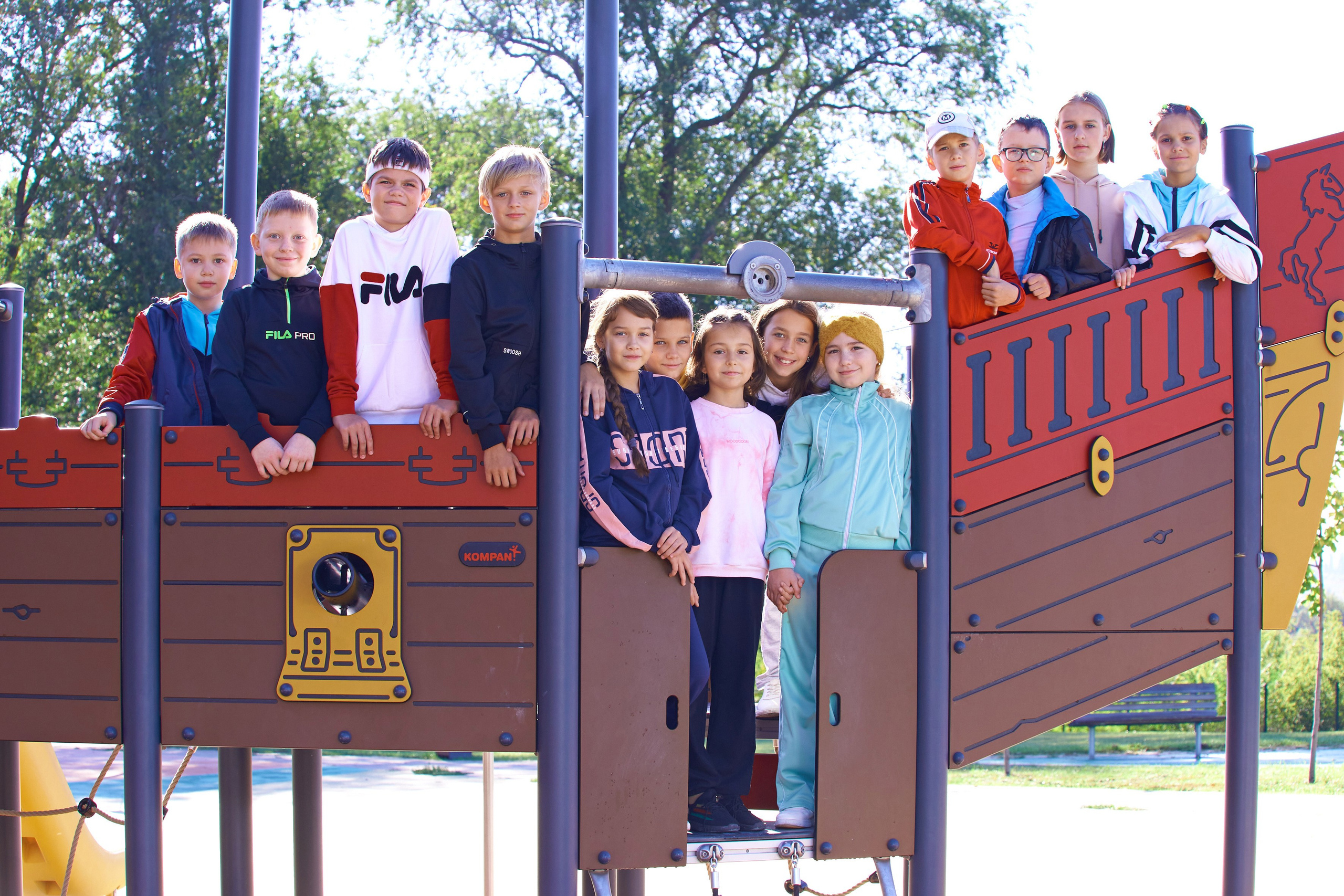 Съёмка в парке осенью. 4 класс. Childrenfoto.ru