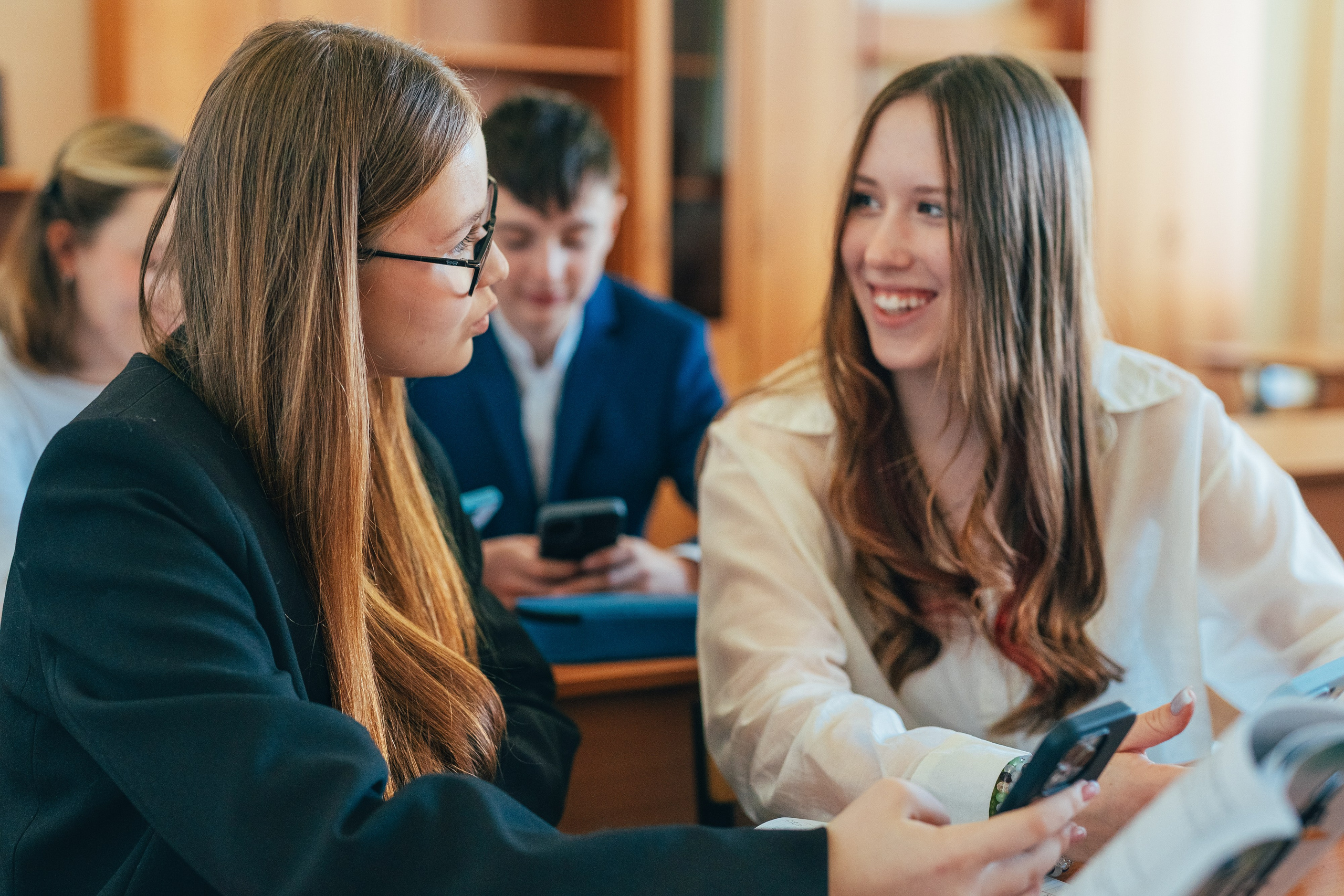 9 класс. Школьные альбомы и альбомы для детского сада. Юлия Осипова. Москва