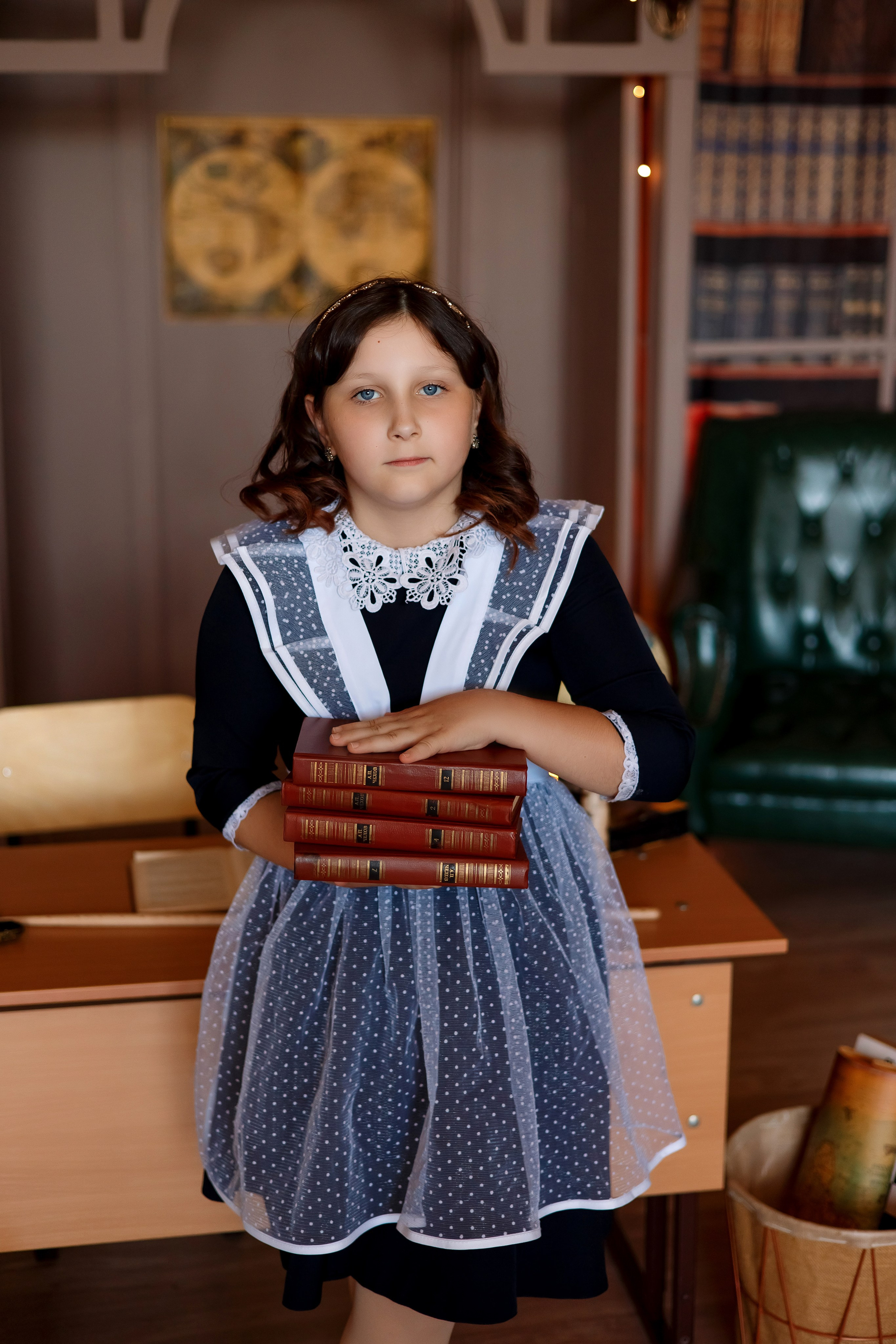 4 класс фотосессия в фотостудии. Фотограф Любовь Корниенко, Примоский край