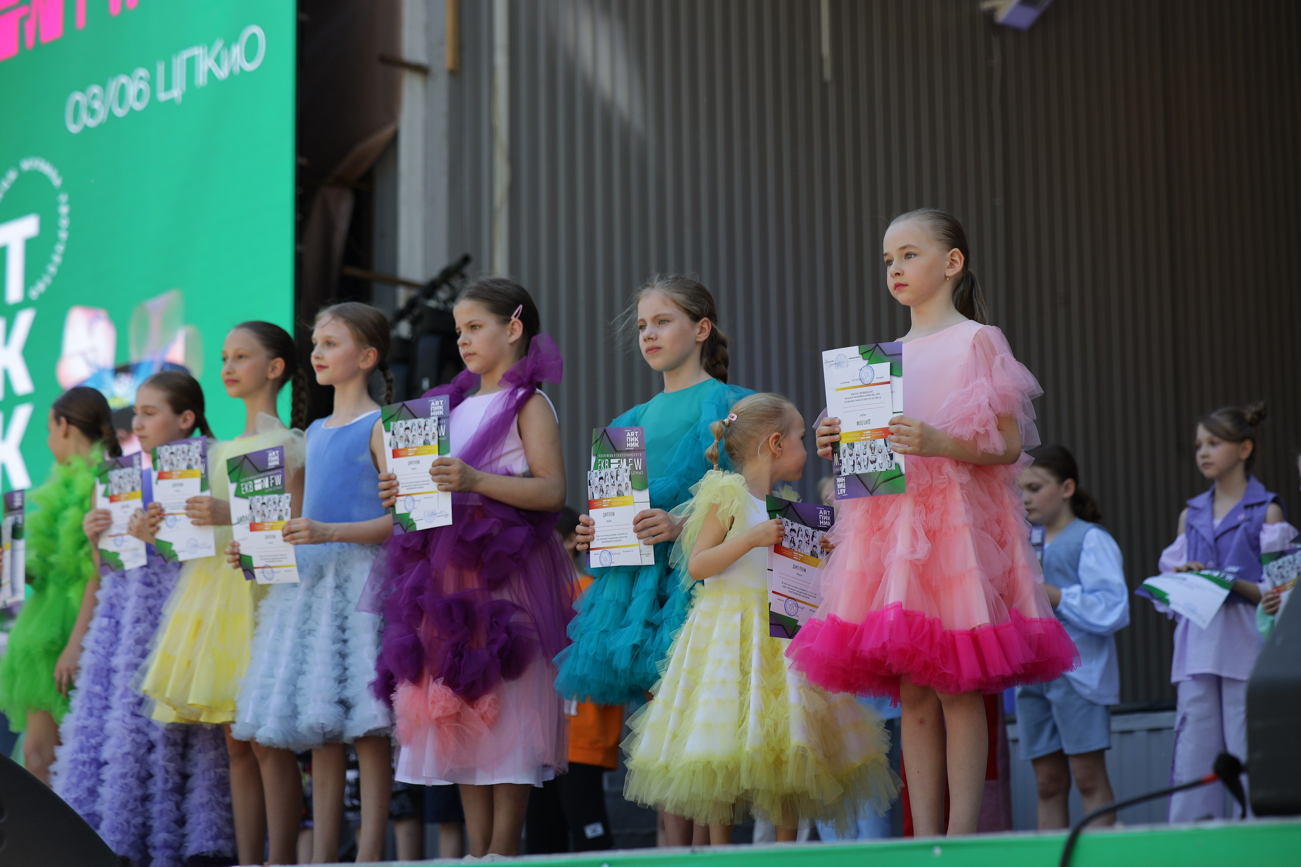 Модный показ 2023. Фотограф в Екатеринбурге Олег Алексеев. Фотосессия в Екатеринбурге