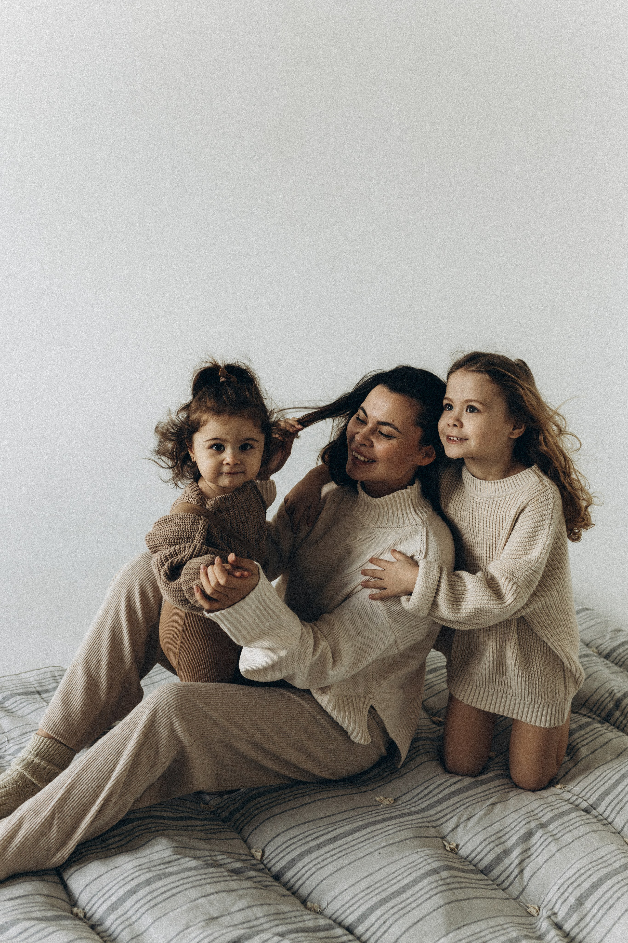 Алина, Алиса и Афина. Семейный фотограф в Новороссийске и Анапе Александра Яковлева