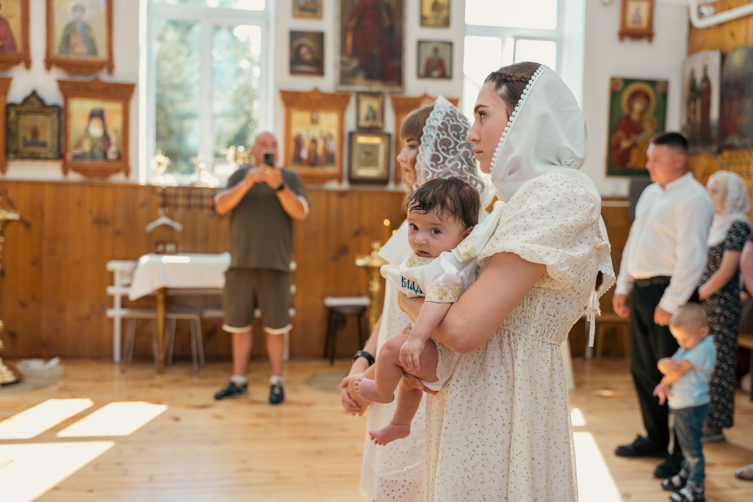 Крещение малыша Владимира: начало духовного пути. Фотограф |Ленинск, Волжский, Волгоград| Наталья Савилова