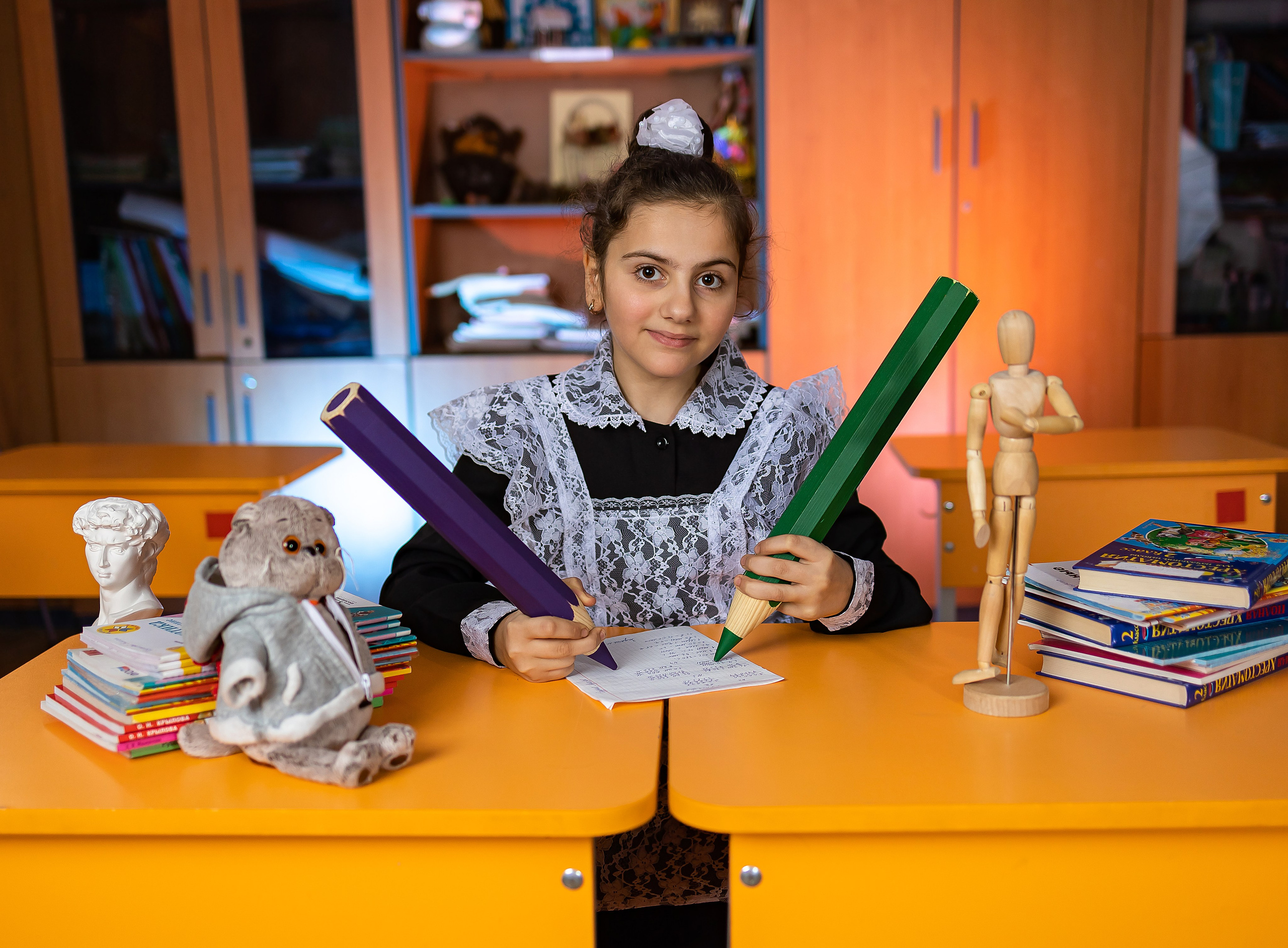 Выпускники начальной школы. LiveBook39 — студия выпускных альбомов Светланы Микишаниной в Калининграде