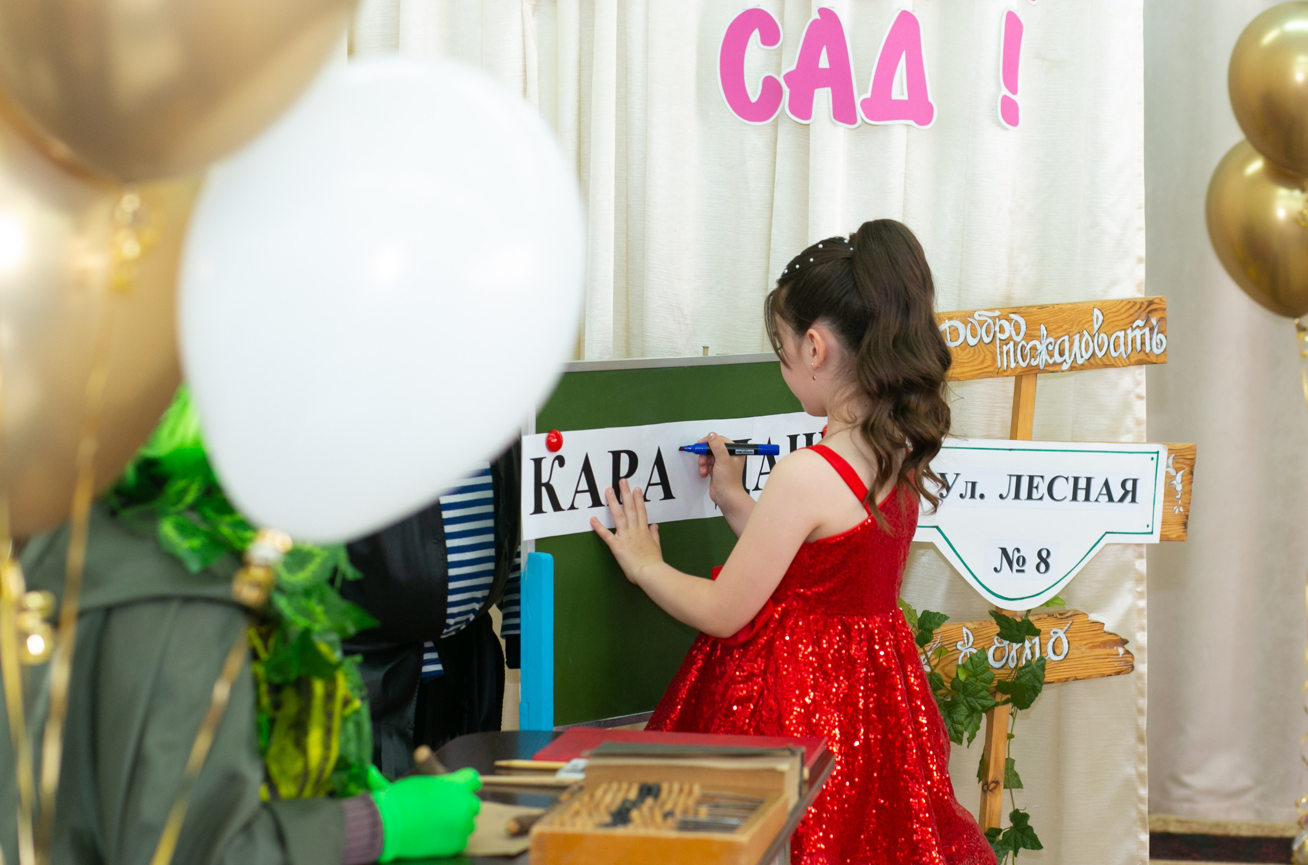 Выпускные и Утренники. Фотограф новорожденных и семейный фотограф НСО г. Бердск Марина Львова