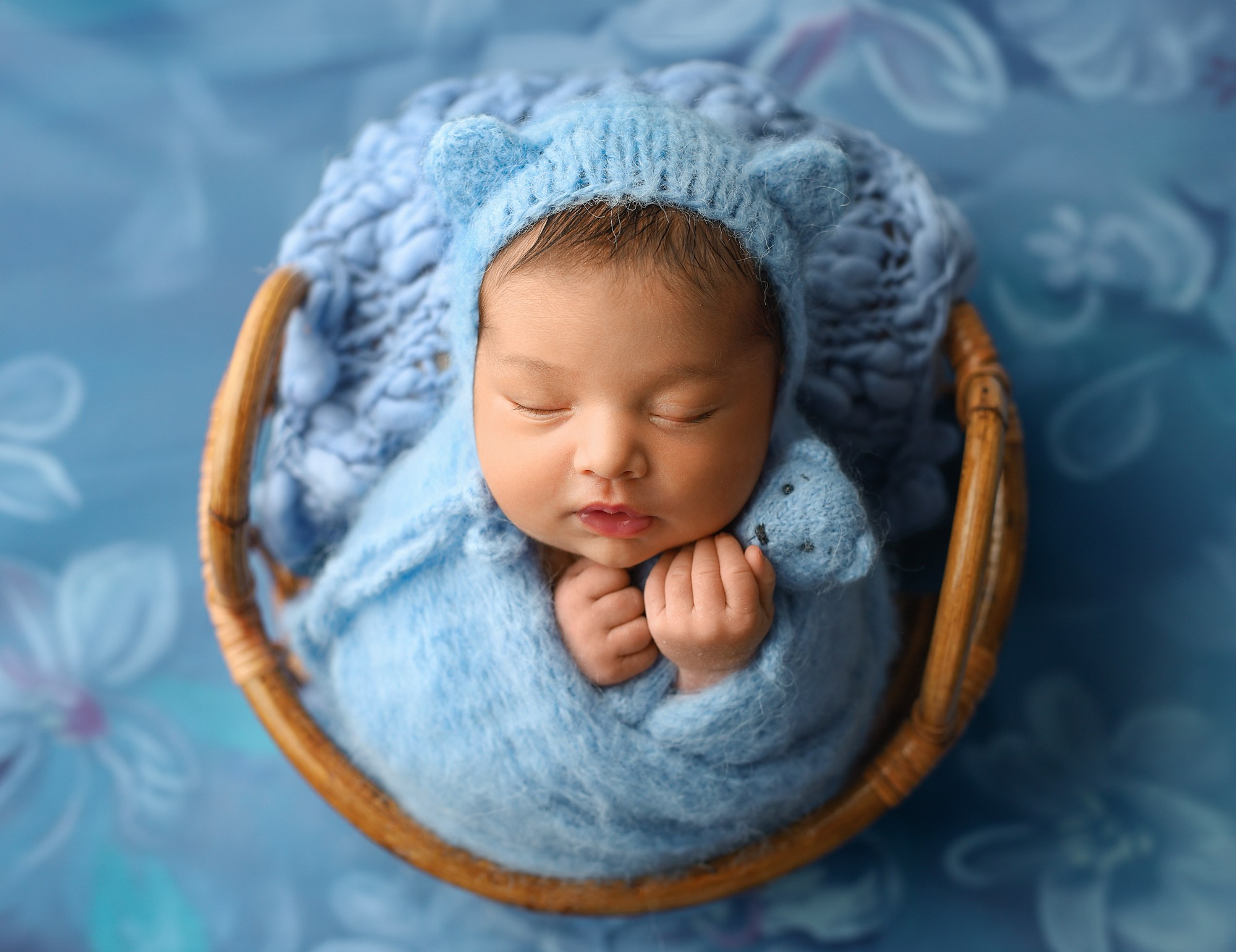 Newborn. Фотограф новорождённых в Казани Нейля Гильмутдинова ньюборн