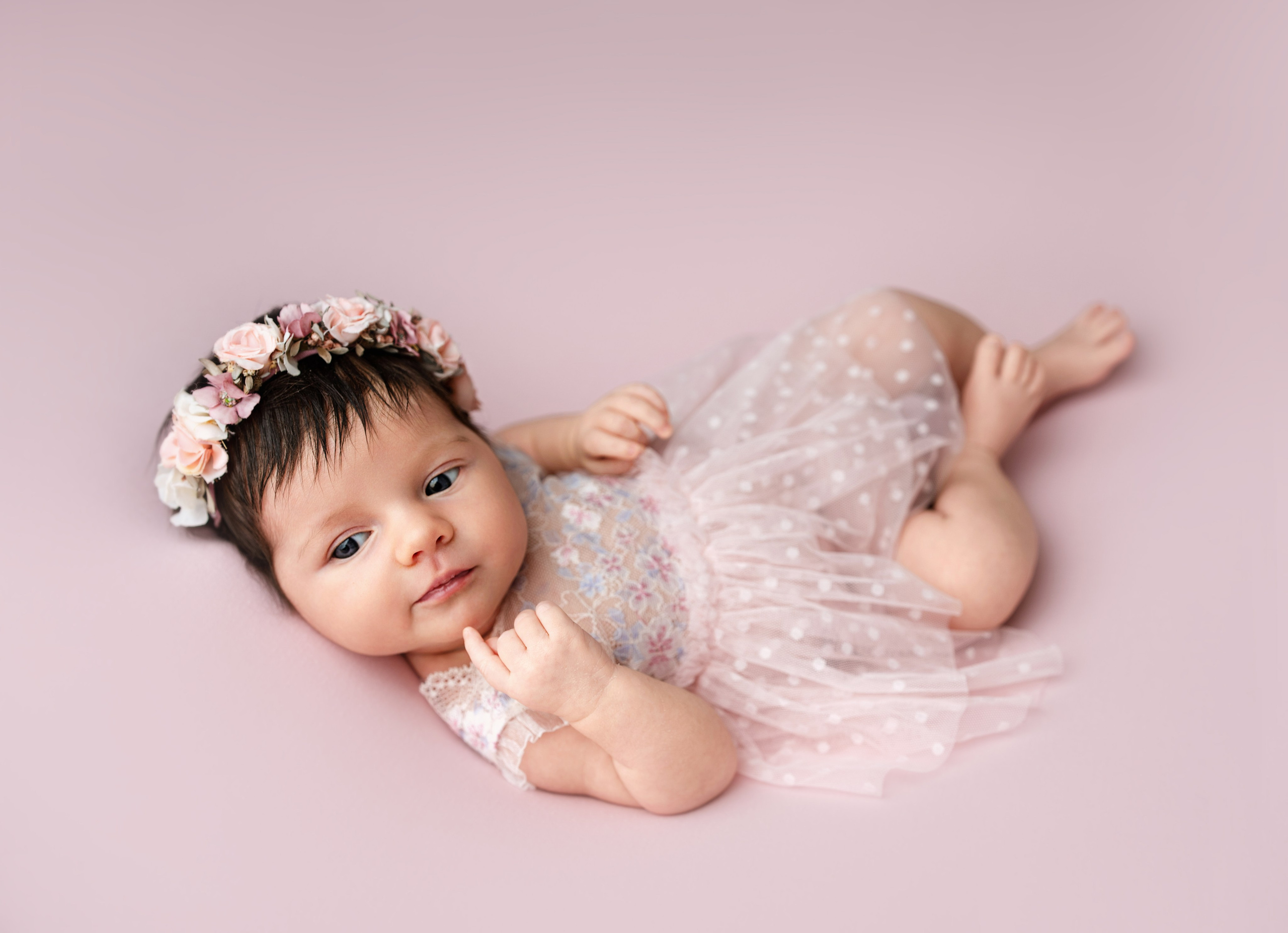 Фотограф новорожденных в Нижнем Новгороде - профессиональная фотосессия для новорожденных, уютные и милые снимки малышей, создание уникальных образов и воспоминаний для родителей. Специалист по детской фотографии предлагает услуги по съемке новорожденных в комфортной обстановке, обеспечивая безопасность и тепло для вашего малыша.