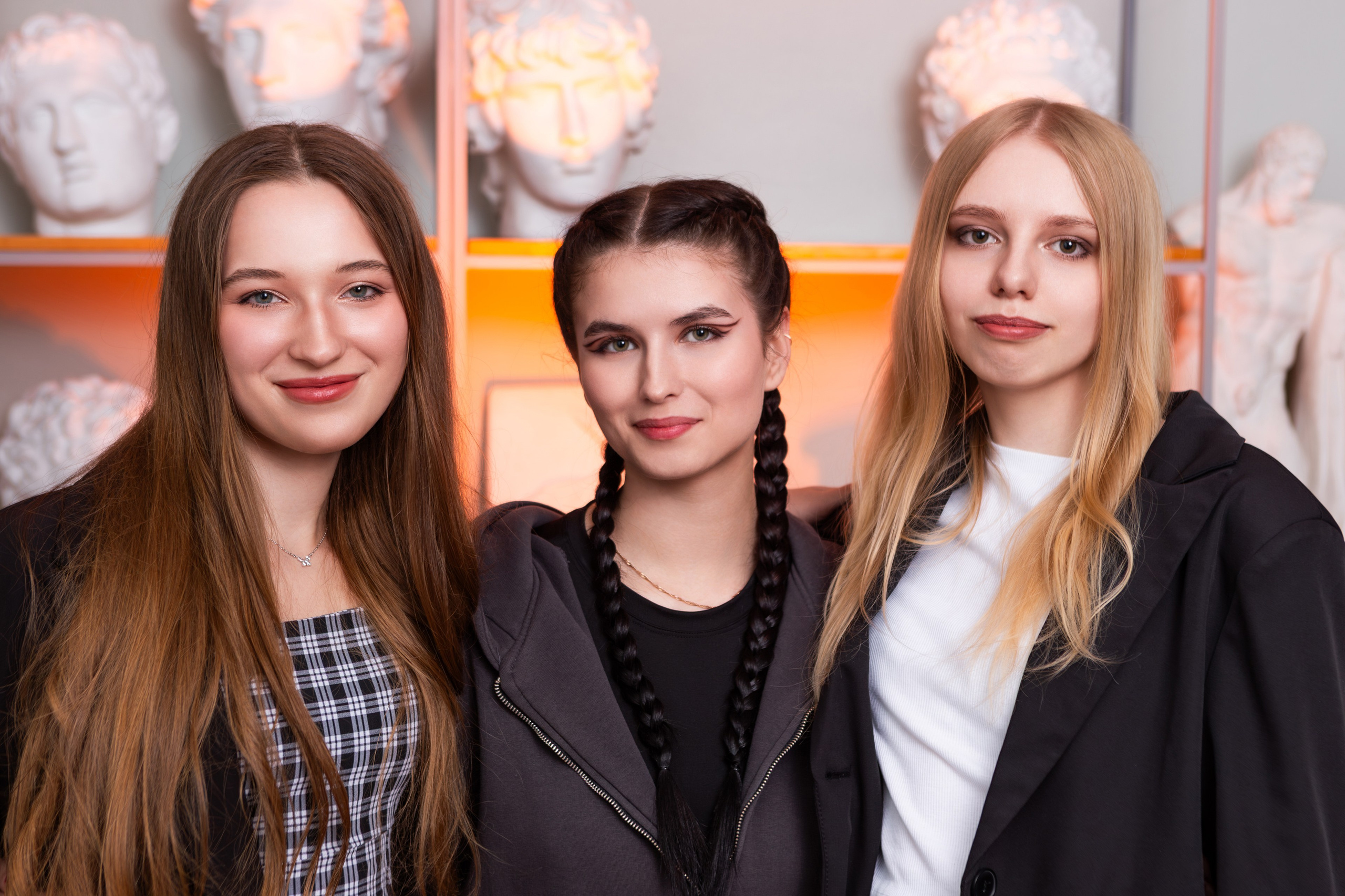 ФОТОСЕССИЯ В АУДИТОРИИ ДЛЯ БУДУЩИХ УЧИТЕЛЕЙ — выпускников Чернского профессионально-педагогического колледжа. ТВОЙ АЛЬБОМ / ТВОИ ПРАВИЛА