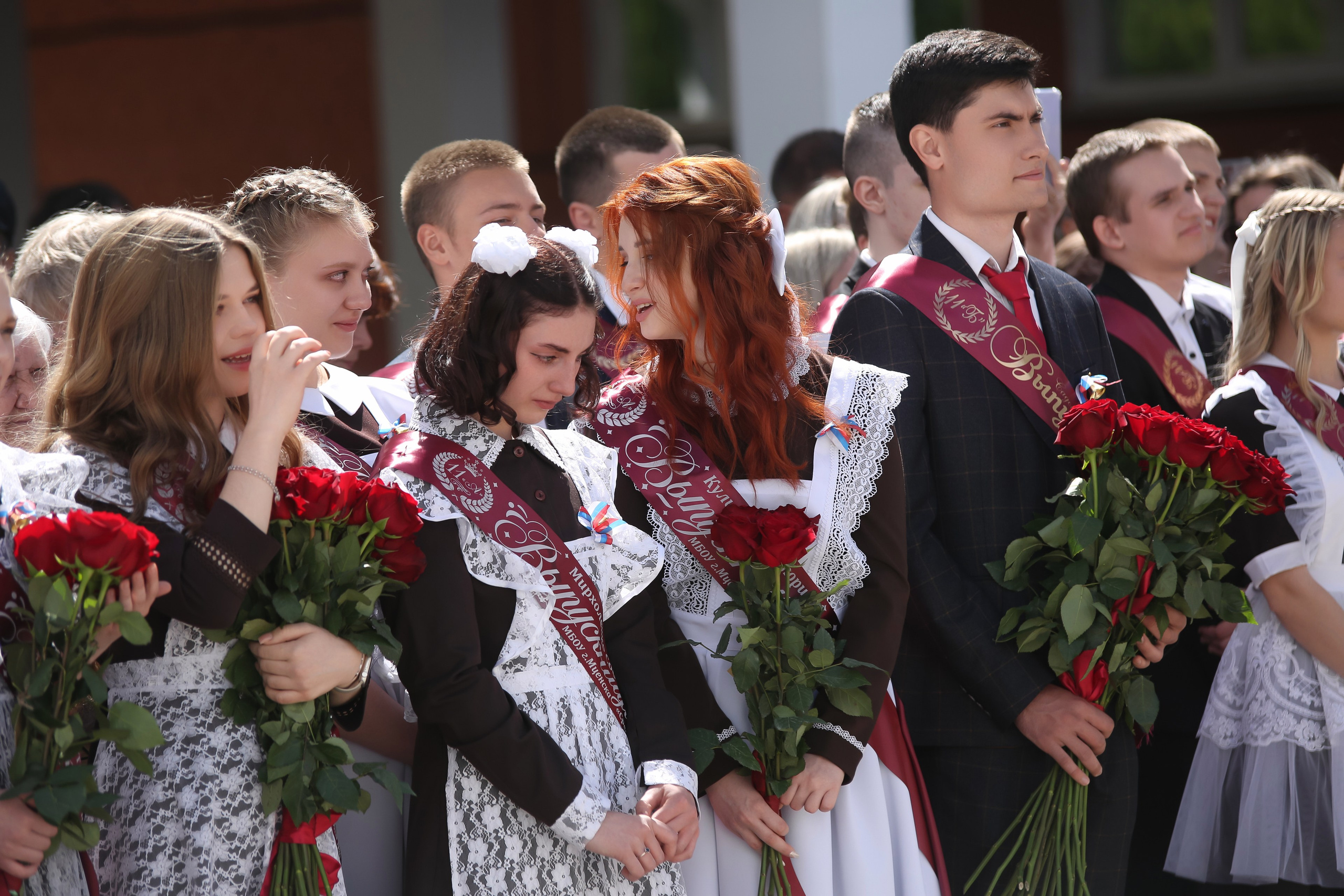 ЛИНЕЙКА «ПОСЛЕДНИЙ ЗВОНОК» 9 ШКОЛА 2024 г МЦЕНСК. ТВОЙ АЛЬБОМ / ТВОИ ПРАВИЛА