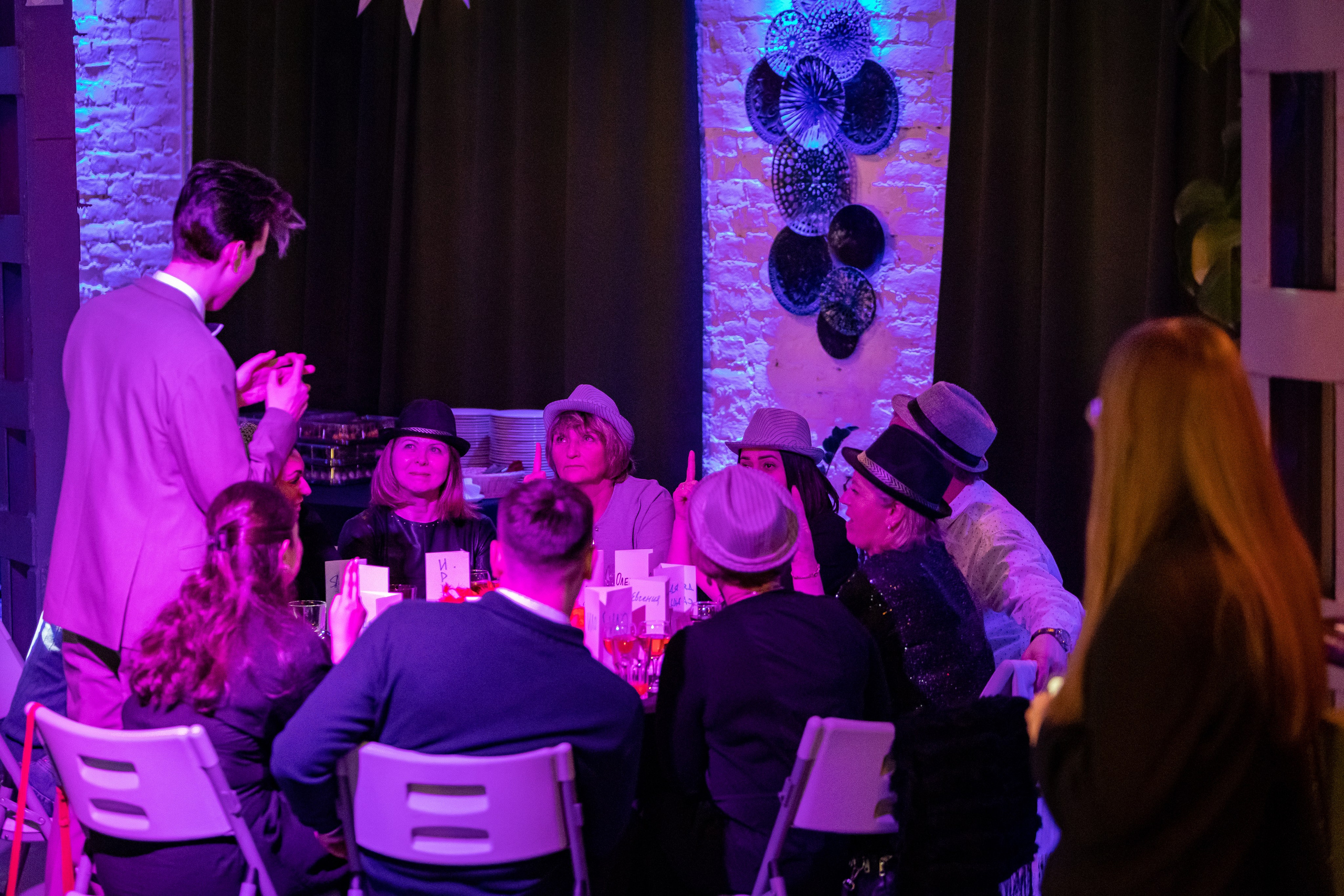 Игра в мафию. Репортажный фотограф Санкт-Петербург | Роман Карбышев