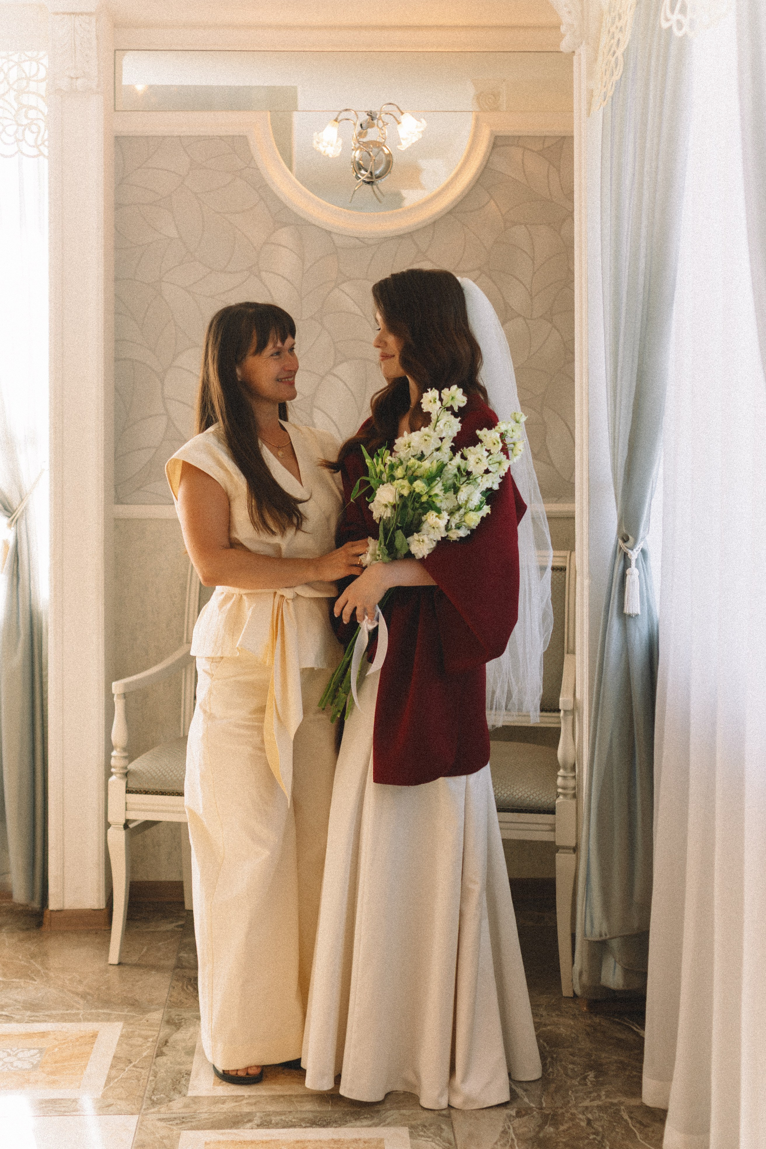 СВАДЕБНАЯ СЬЕМКА В ПЕТЕРГОФЕ И СЬЕМКА РЕПОРТАЖА В ЗАГСЕ ПЕТЕРГОФА. Профессиональный фотограф, Санкт-Петербург — Виктория Богомолова