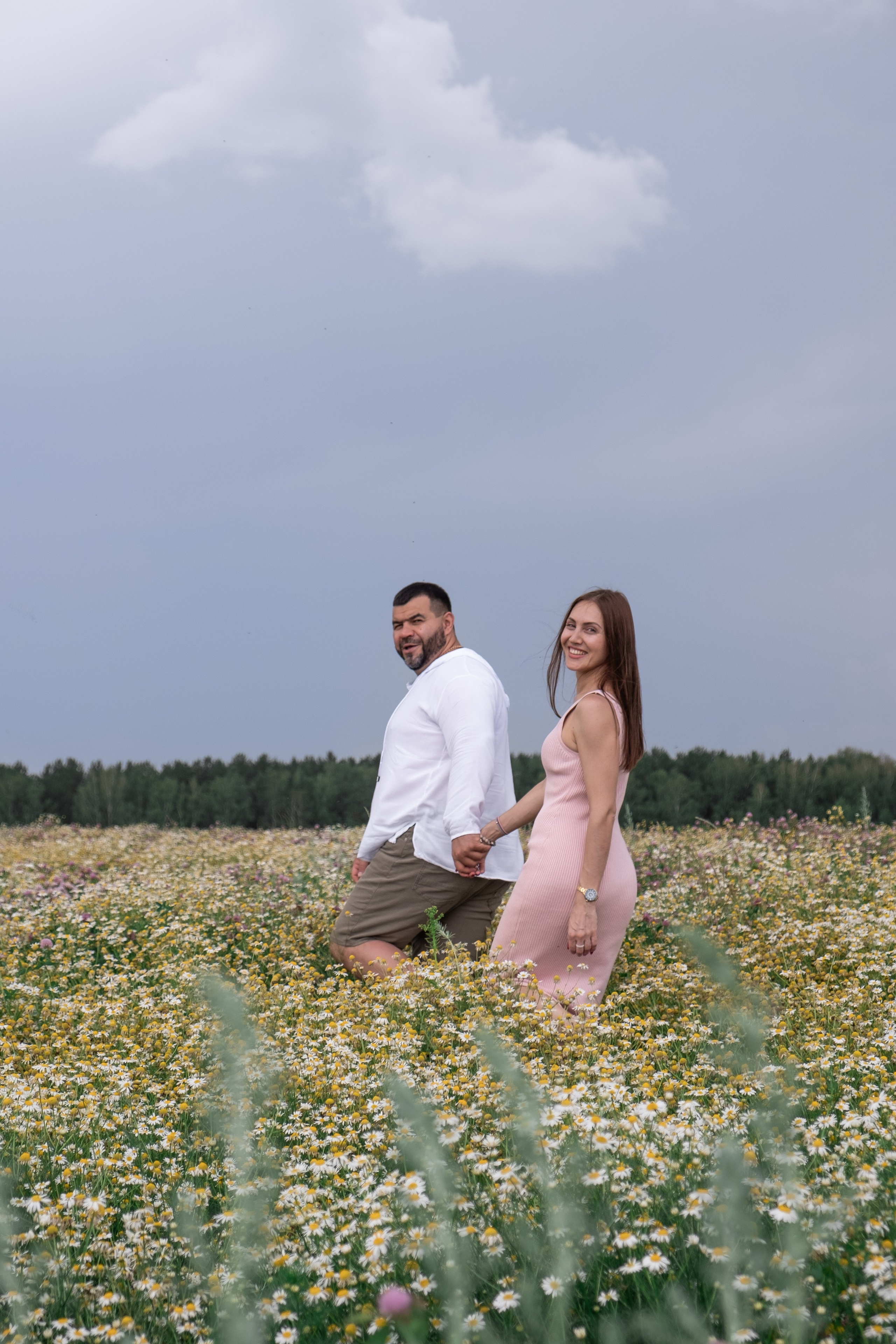 Семейная съёмка в поле. Фотограф Анастасия Голова