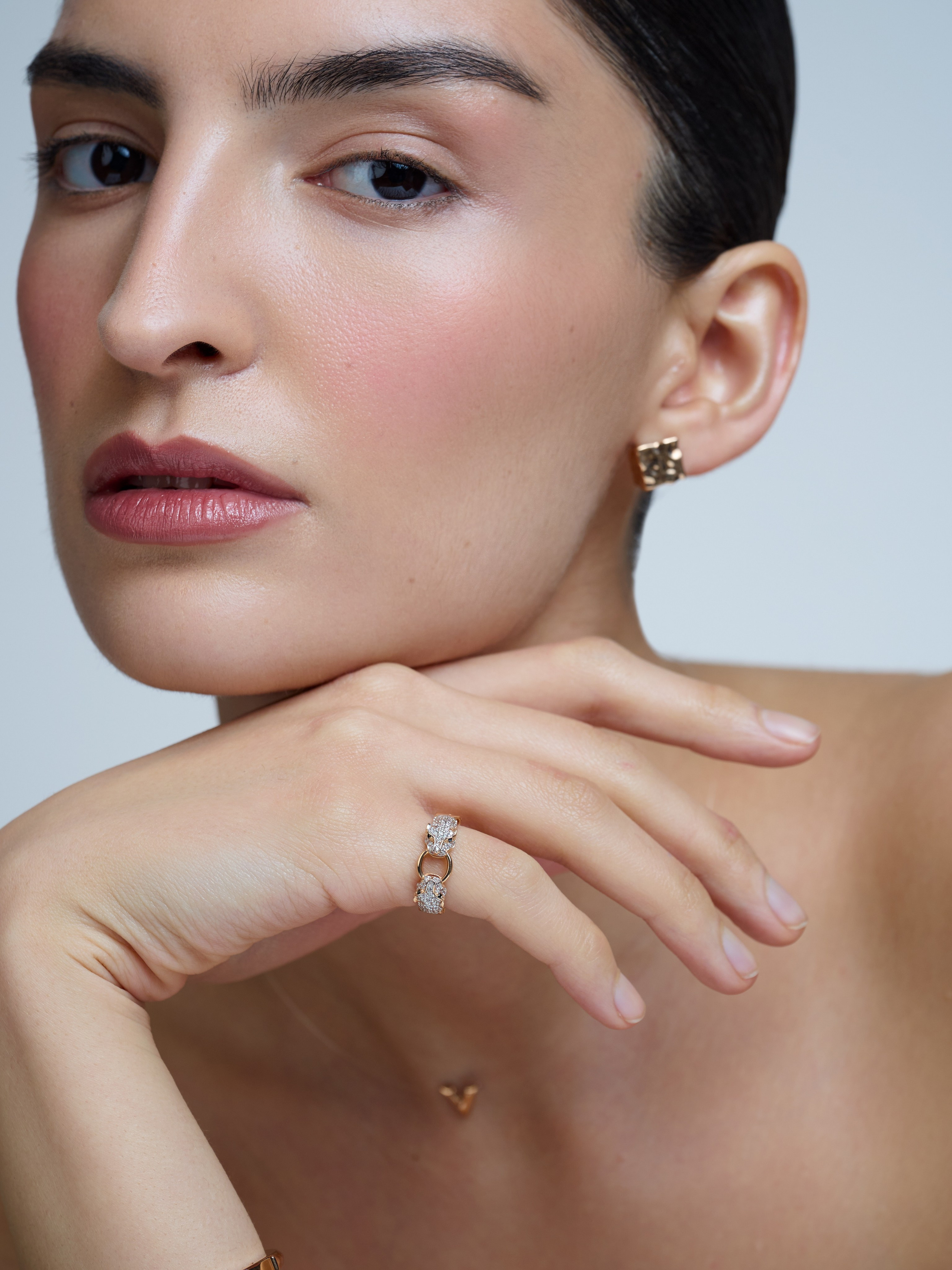 Каталог для бренда AllTime. Фотограф для брендов в Москве Ксения Чупрунова